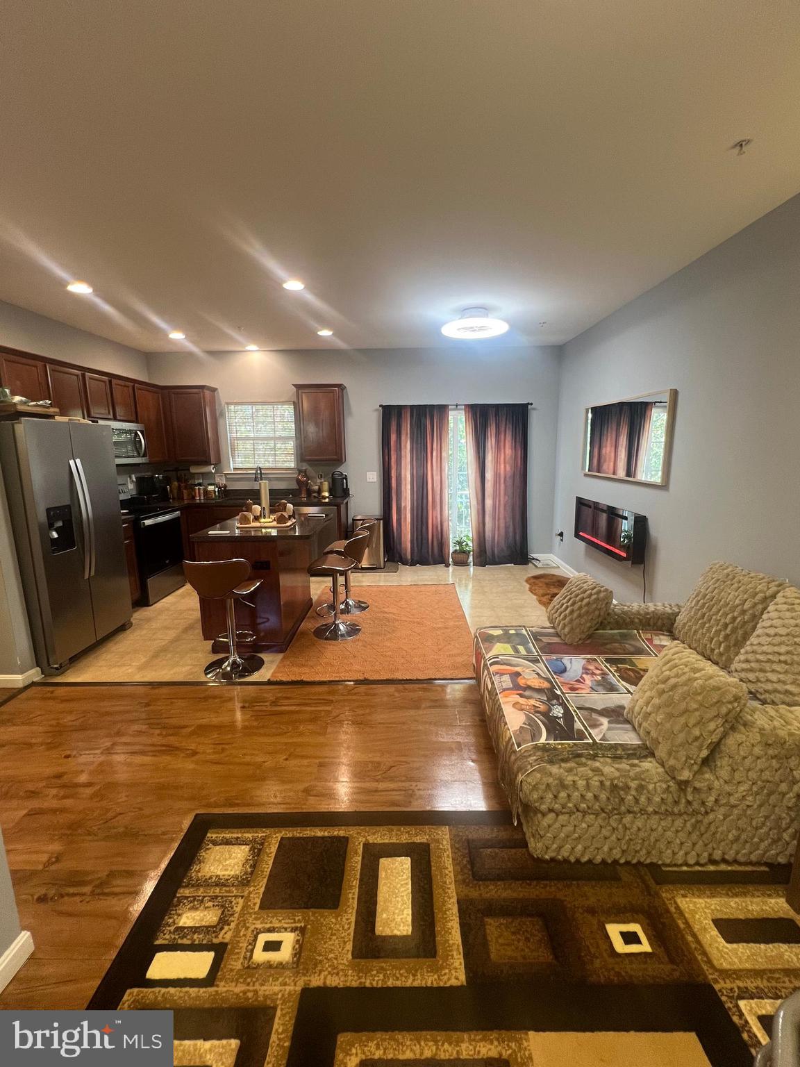 CLIFFTON ON THE POTOMAC - Residential