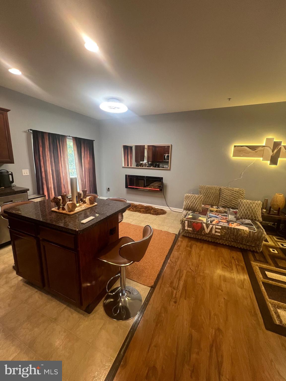 CLIFFTON ON THE POTOMAC - Residential