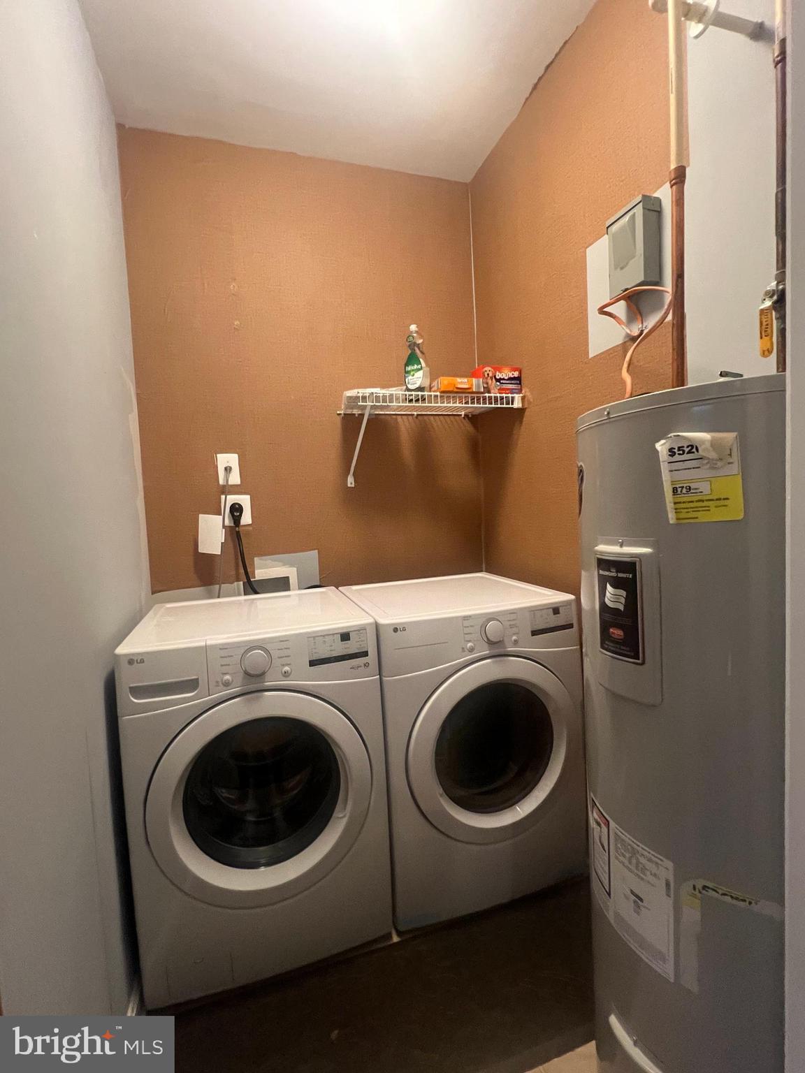 CLIFFTON ON THE POTOMAC - Residential