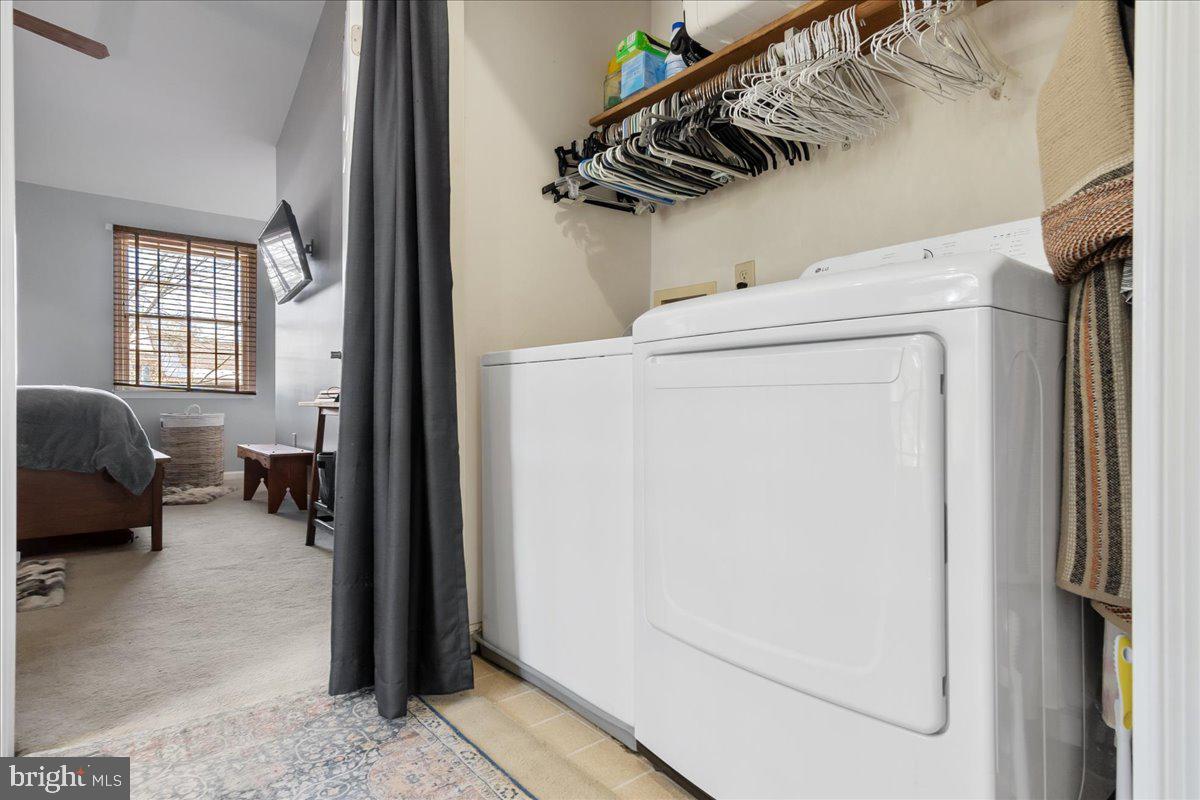 NORTH GATE TOWNE HOMES - Residential