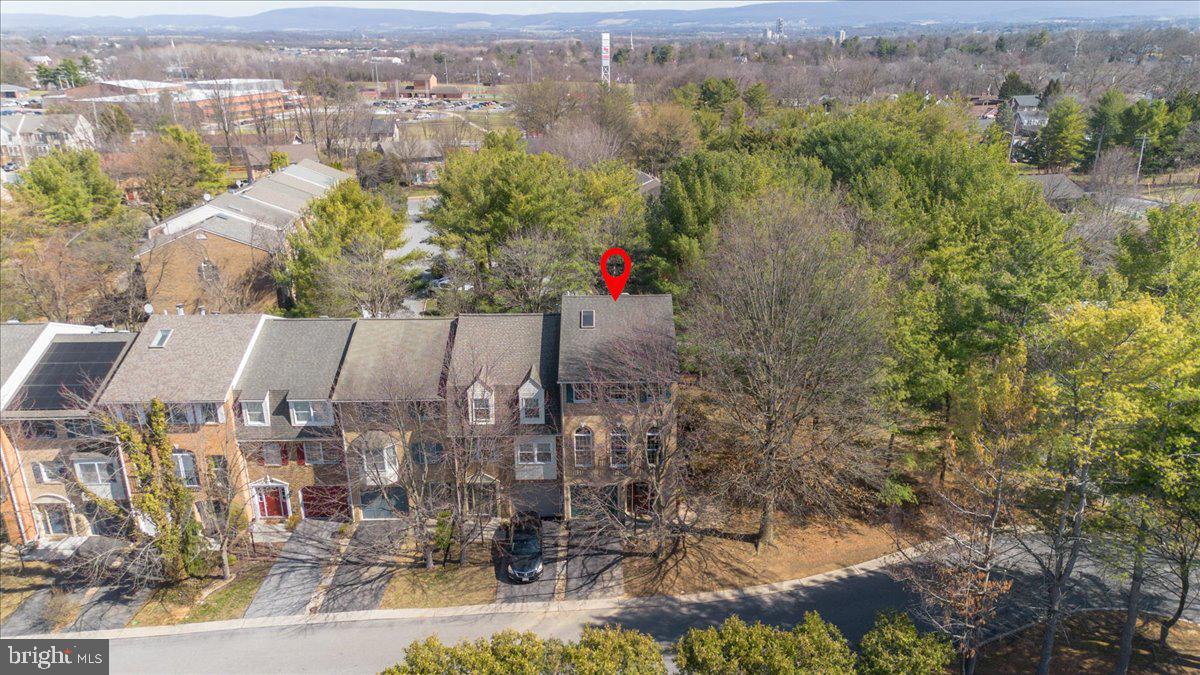 NORTH GATE TOWNE HOMES - Residential