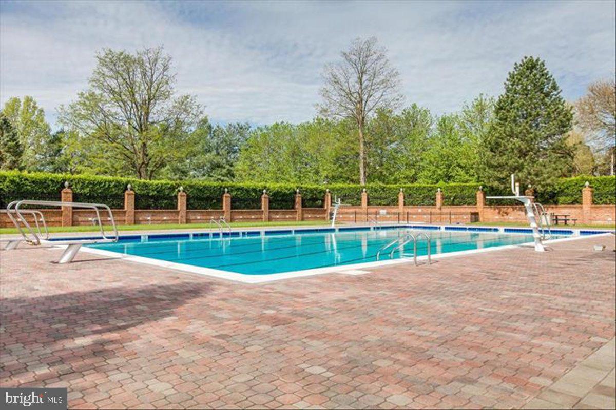 NORTH GATE TOWNE HOMES - Residential