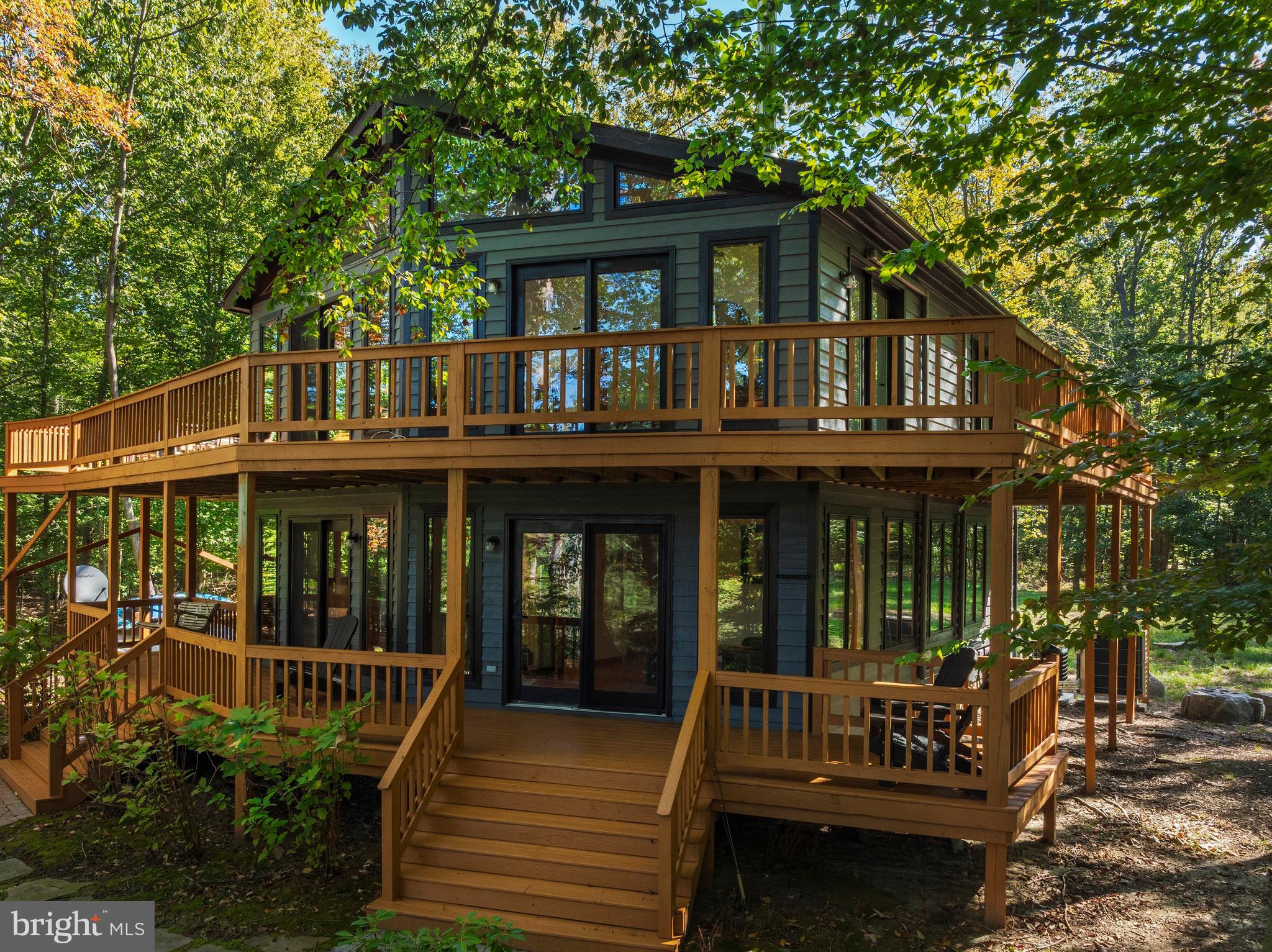 10050 FORREST LANE