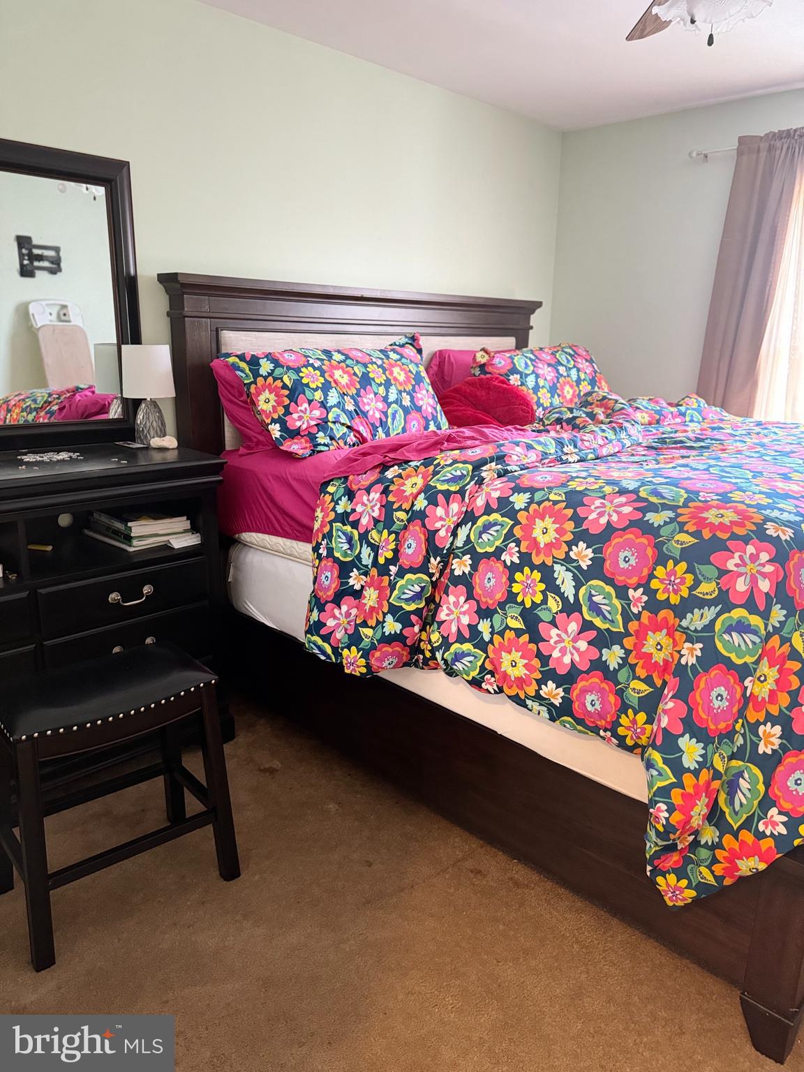 TOWNE OAK VILLAGE - Residential