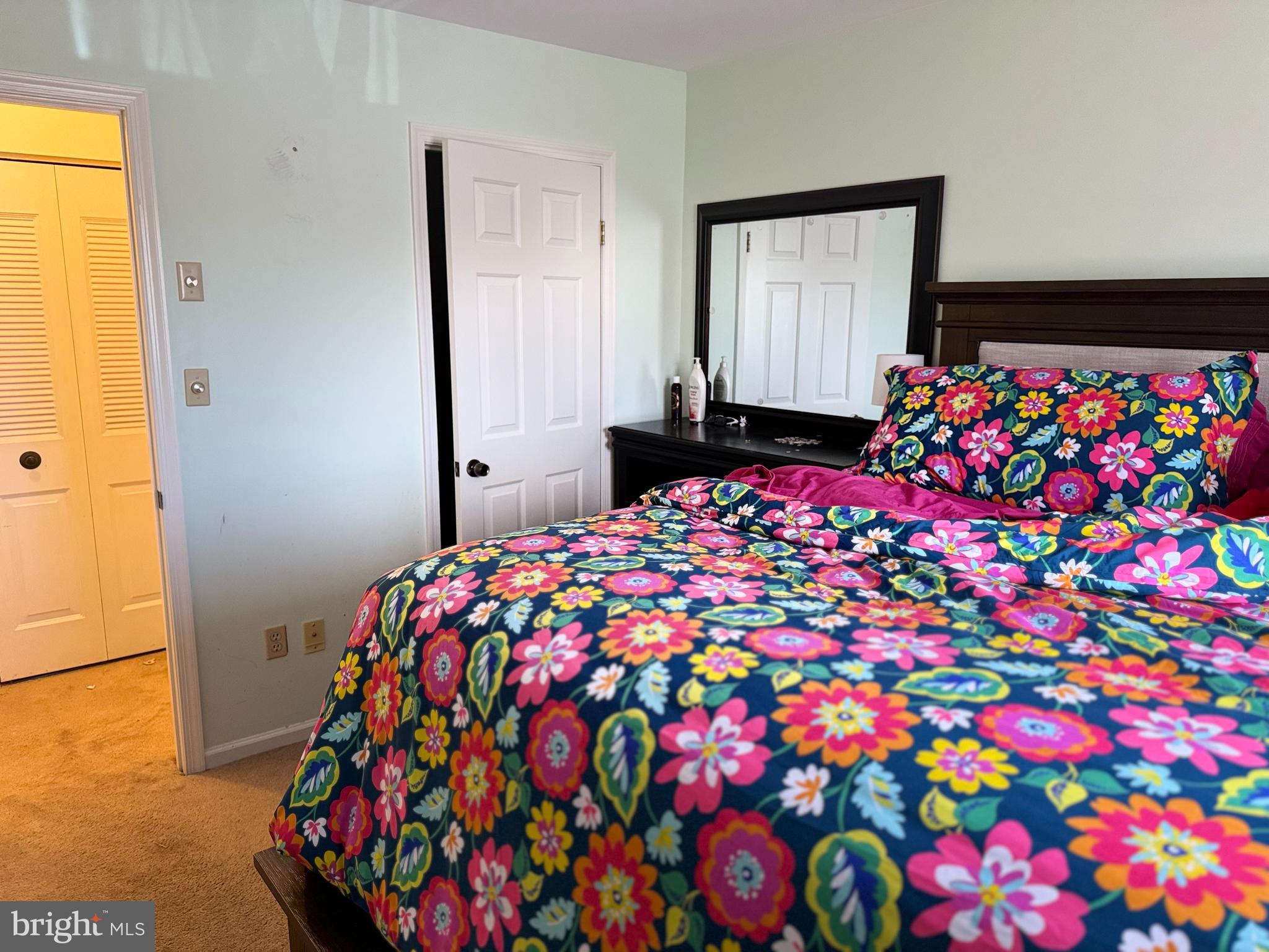 TOWNE OAK VILLAGE - Residential