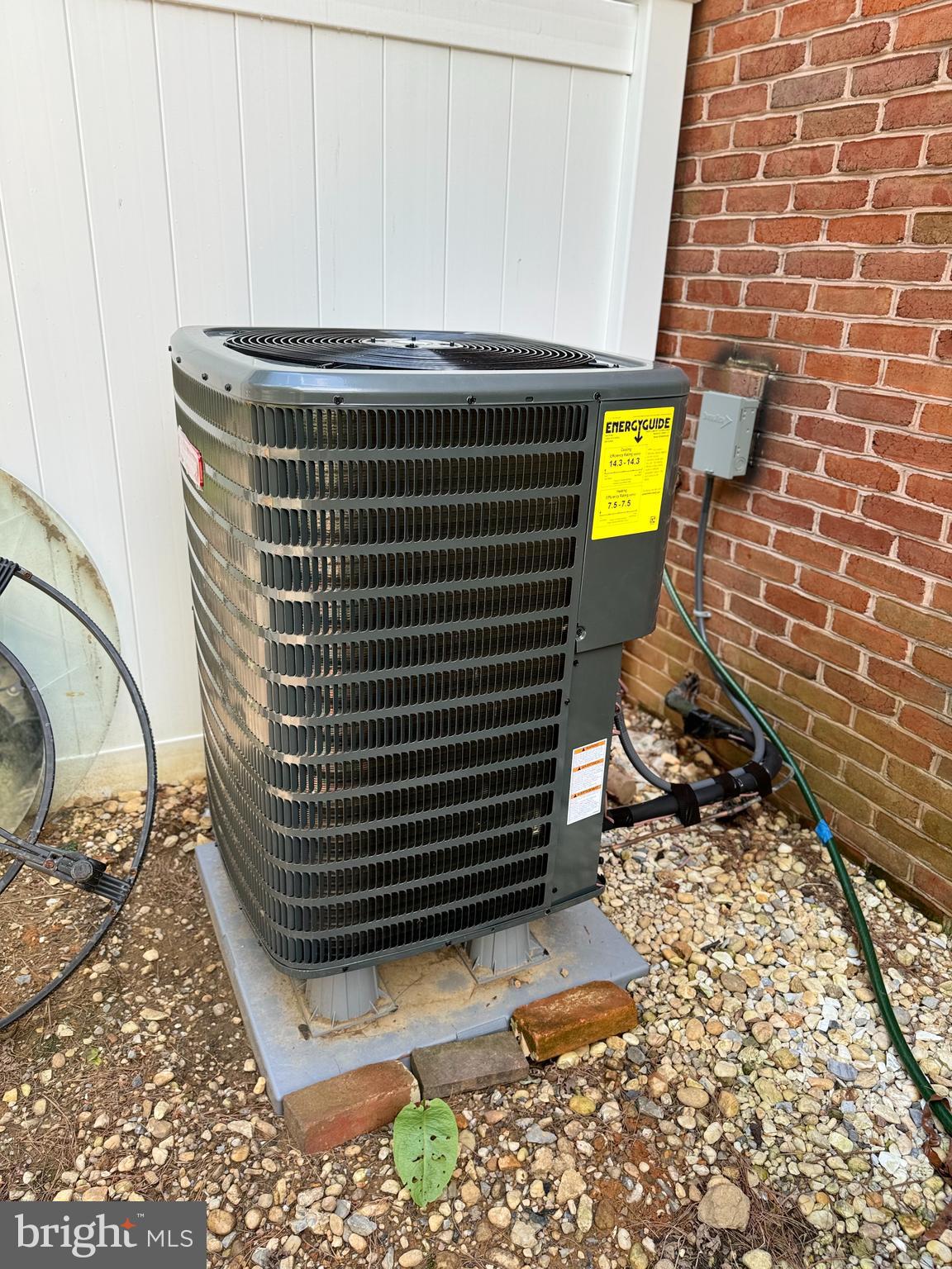 TOWNE OAK VILLAGE - Residential