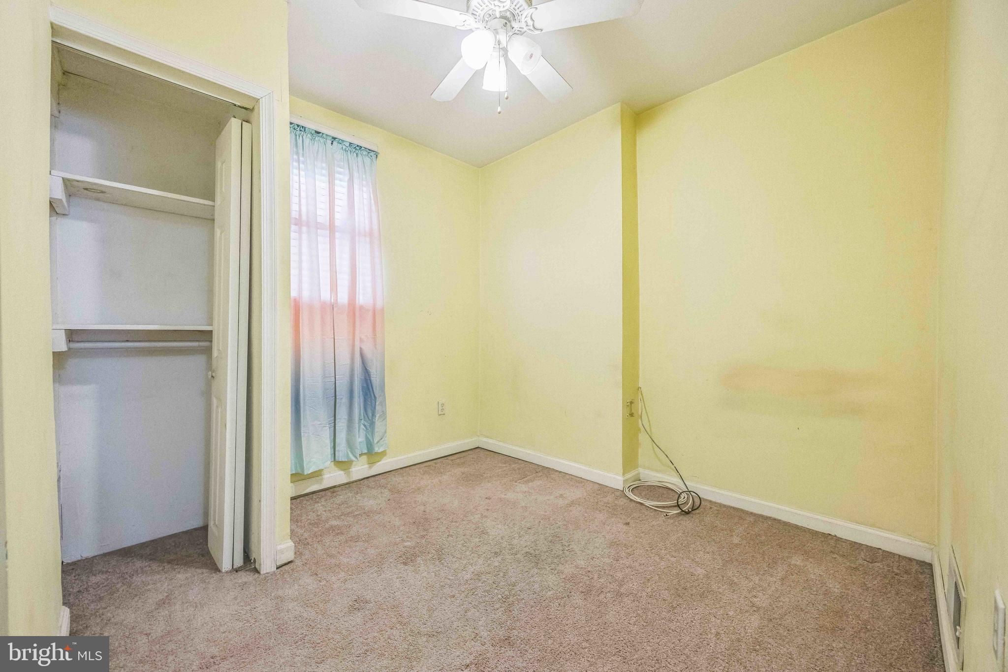 WHITMAN - Residential