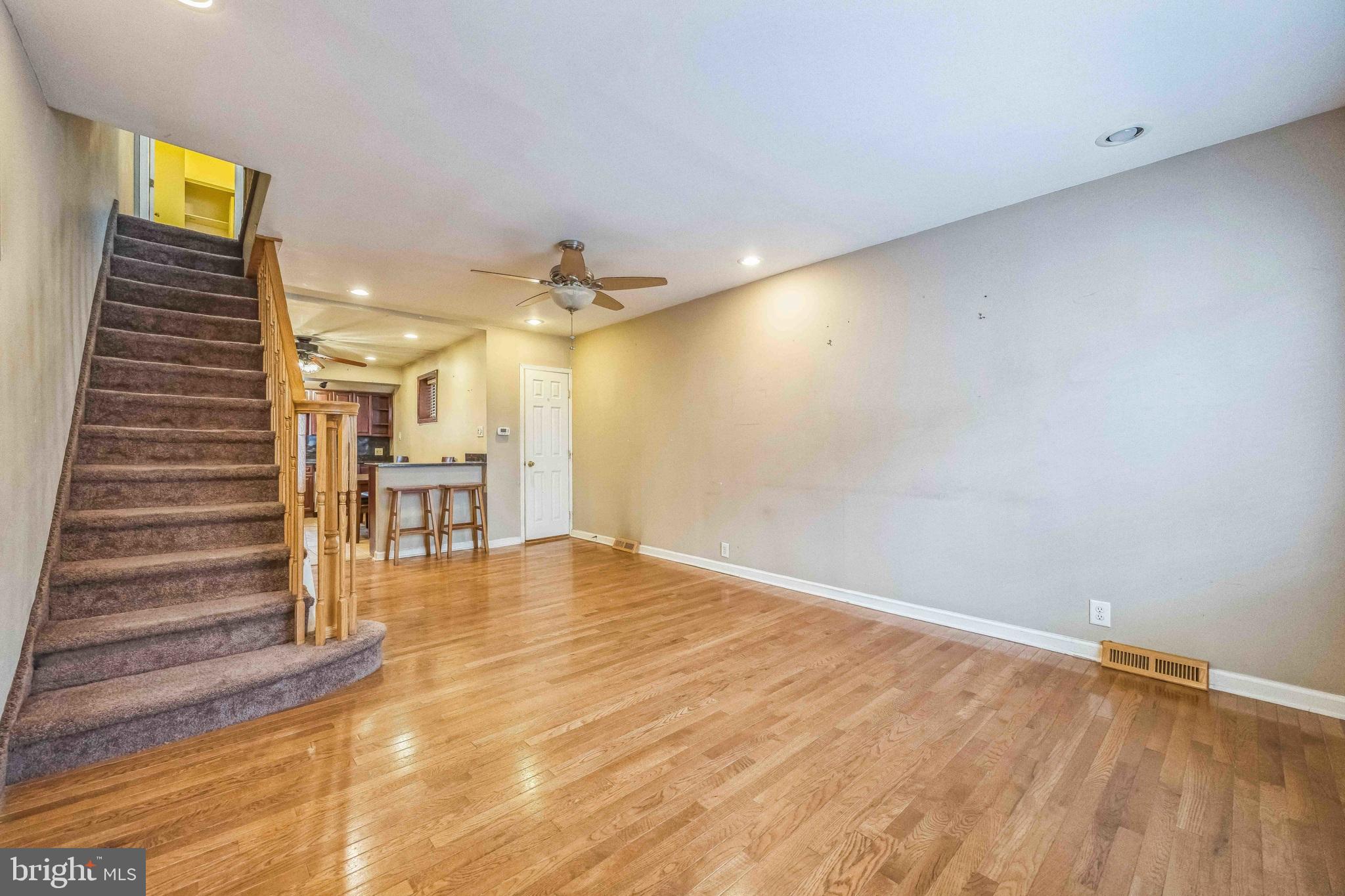 WHITMAN - Residential