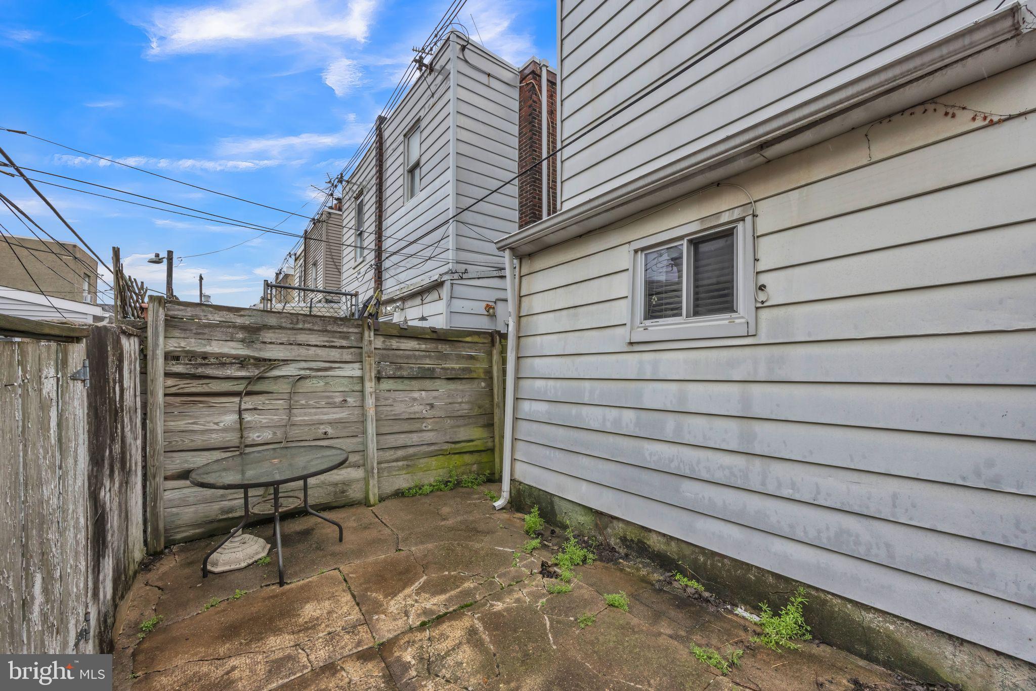 WHITMAN - Residential