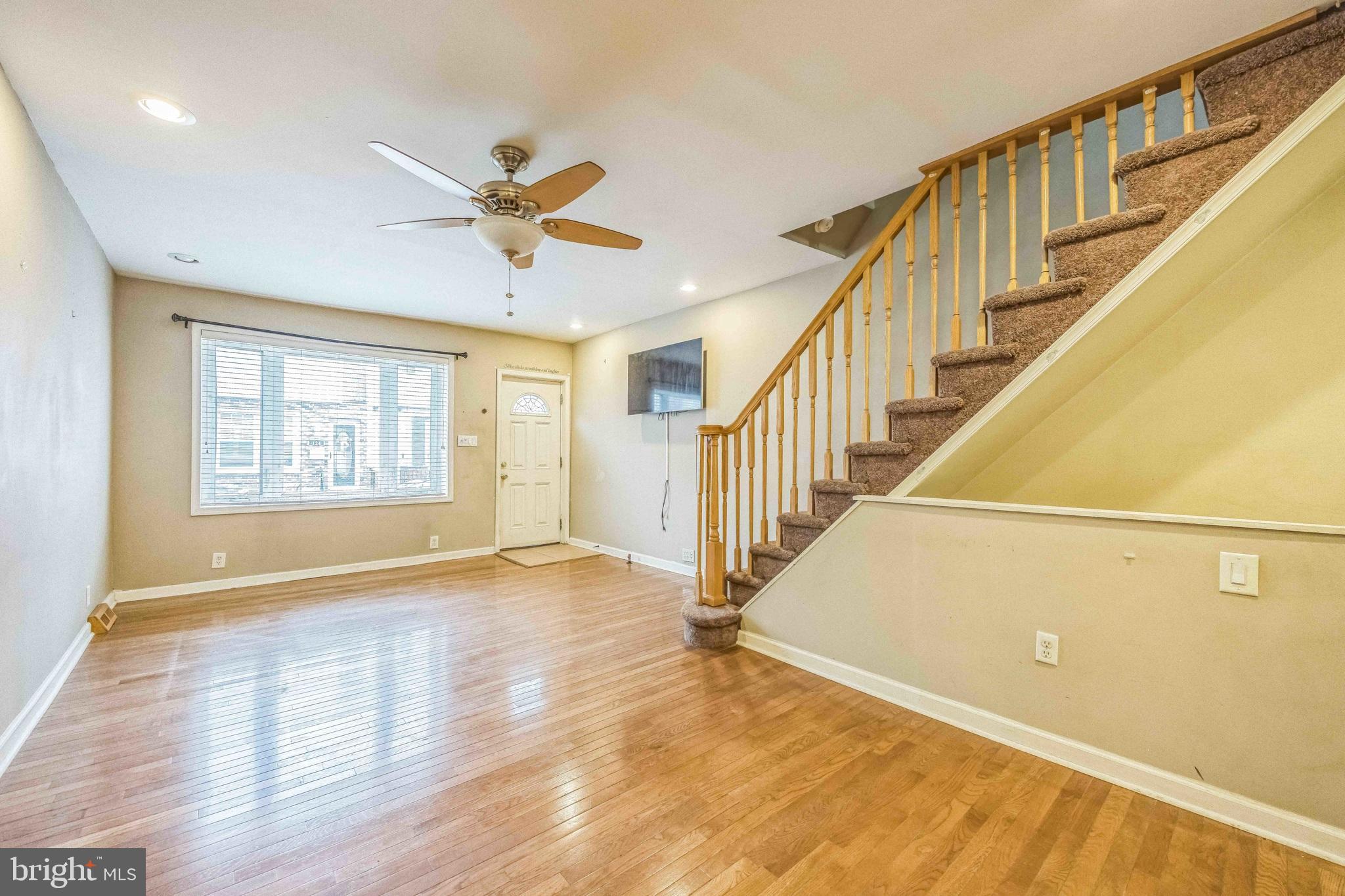 WHITMAN - Residential