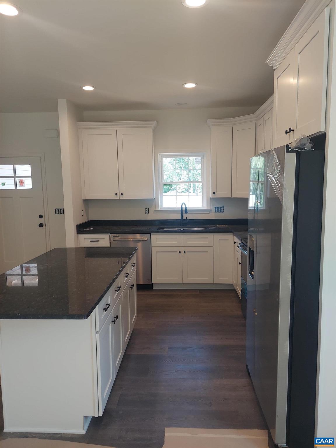 BARRINGTON PLACE - Residential