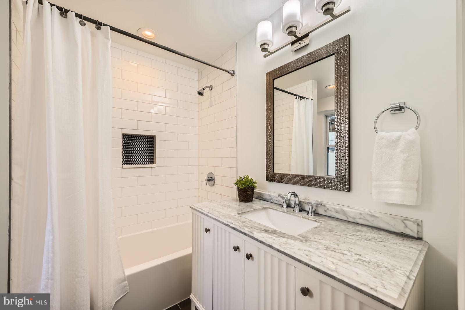 FELLS POINT HISTORIC DISTRICT - Residential