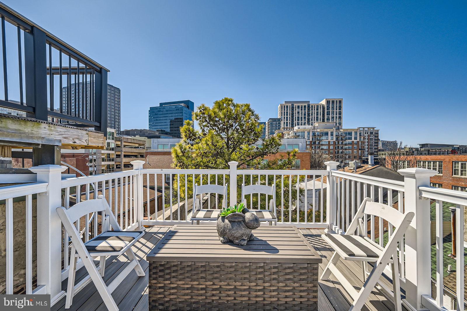 FELLS POINT HISTORIC DISTRICT - Residential