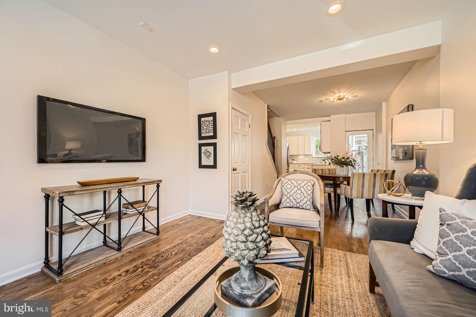 FELLS POINT HISTORIC DISTRICT - Residential