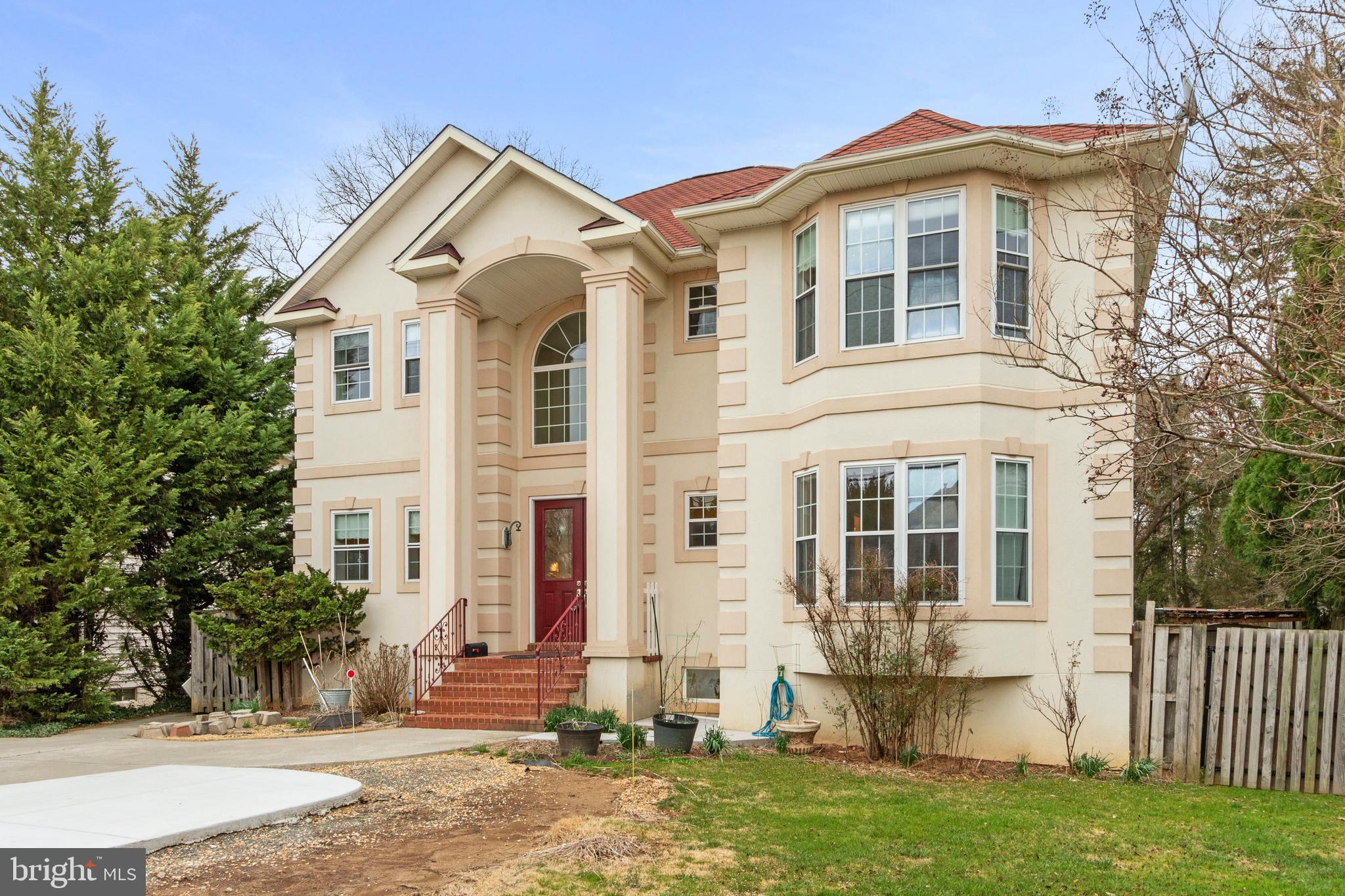 SOUTHAMPTON - Residential Lease