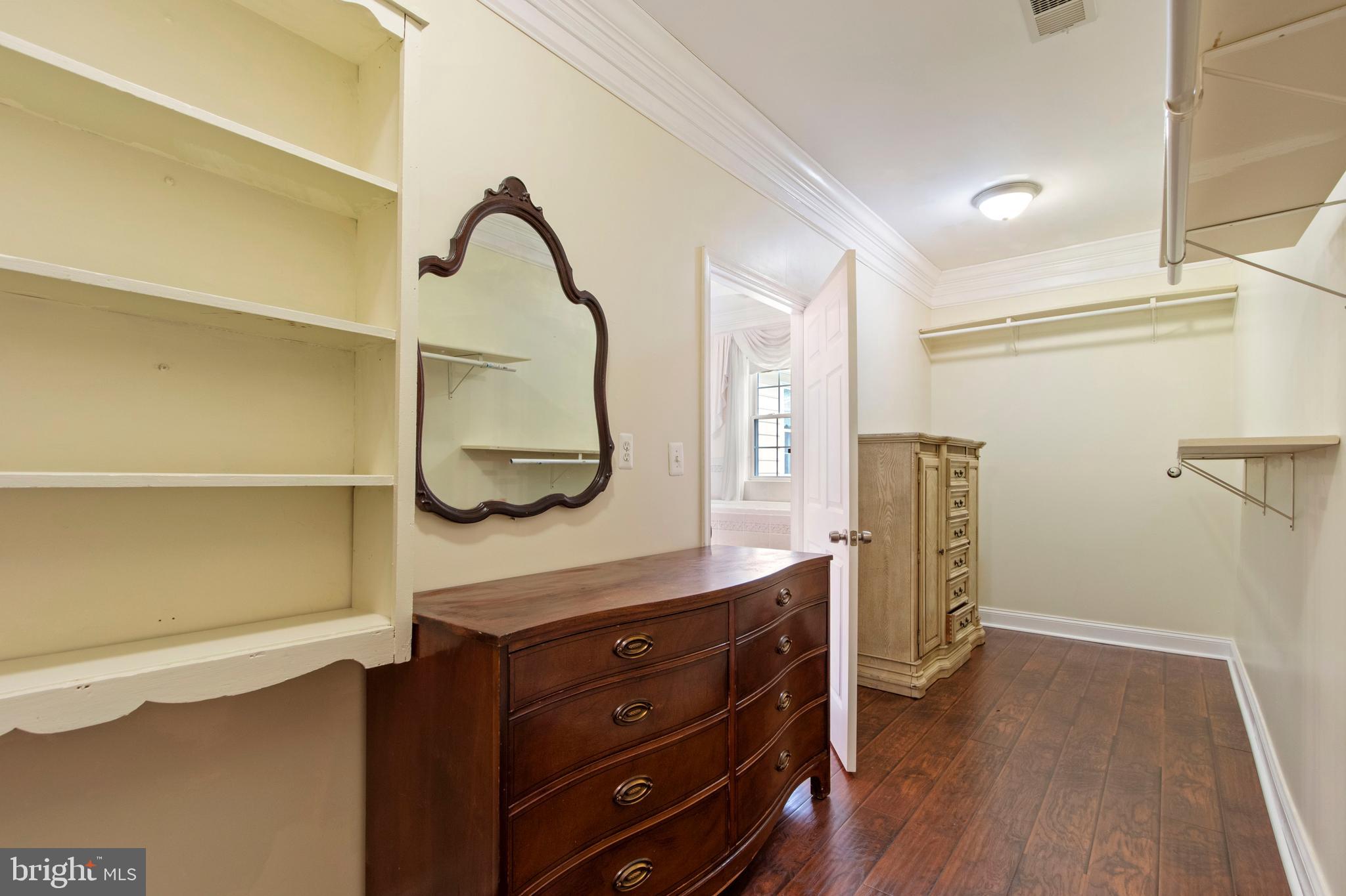 SOUTHAMPTON - Residential Lease