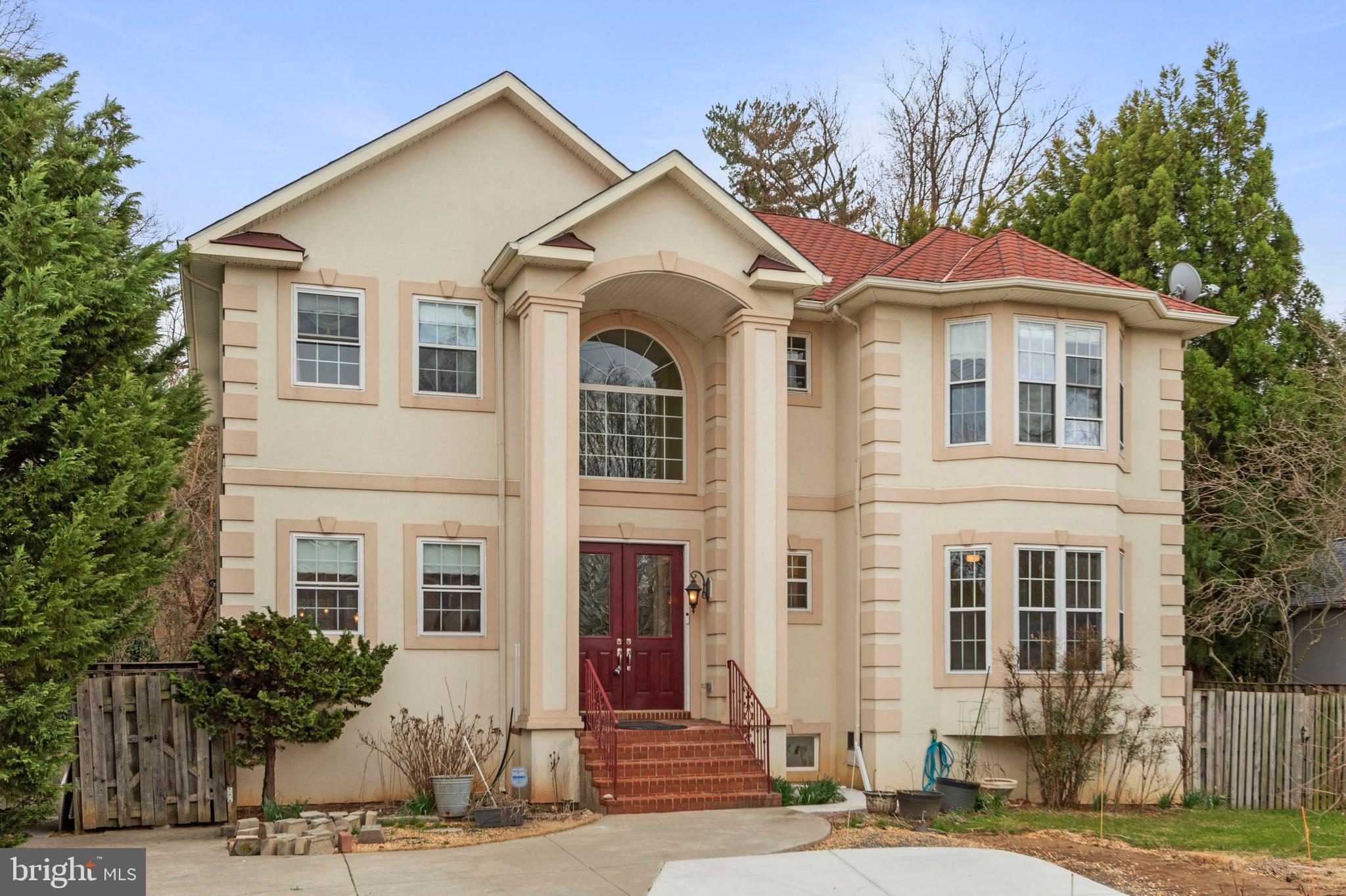 SOUTHAMPTON - Residential Lease