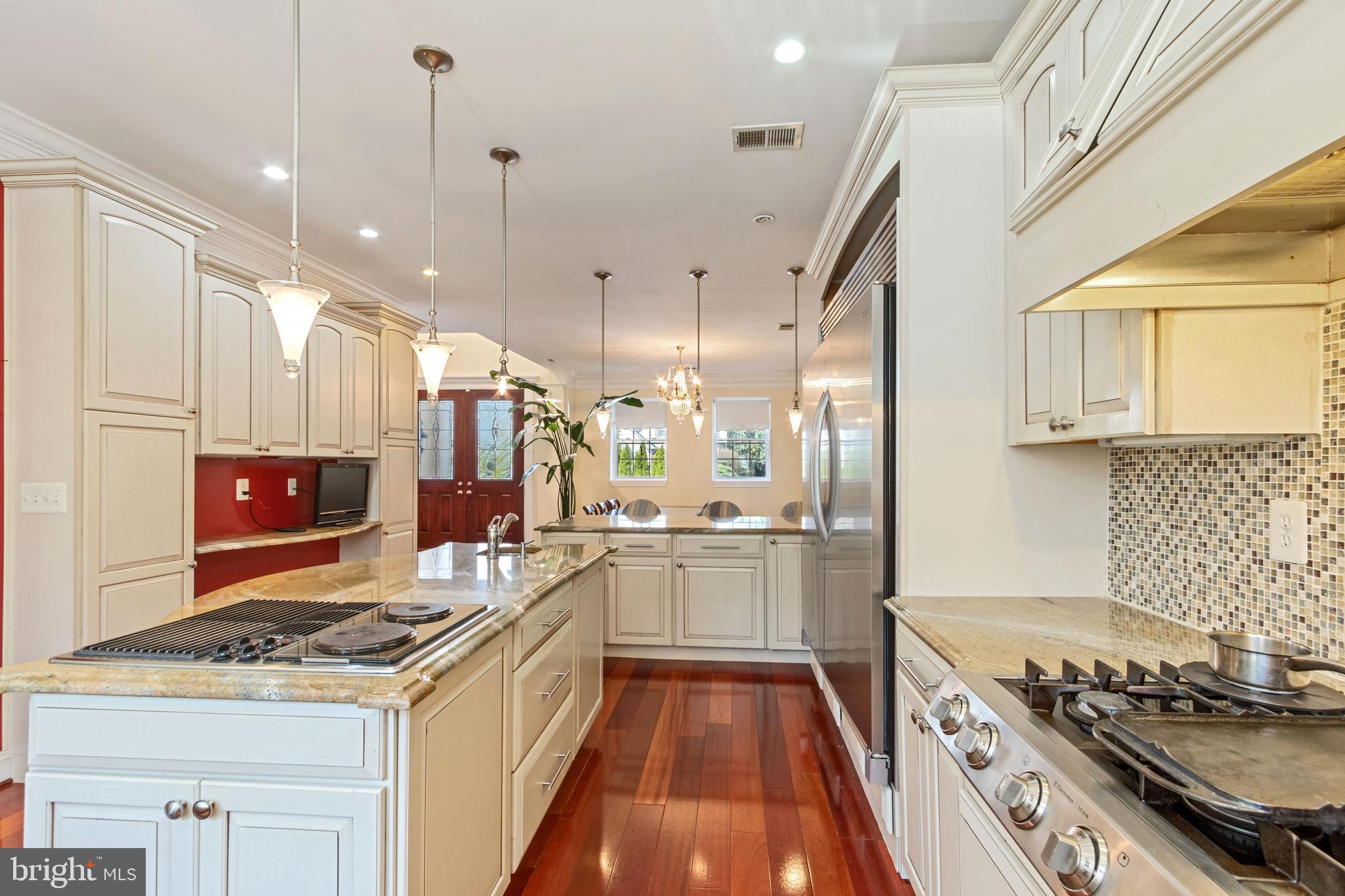 SOUTHAMPTON - Residential Lease