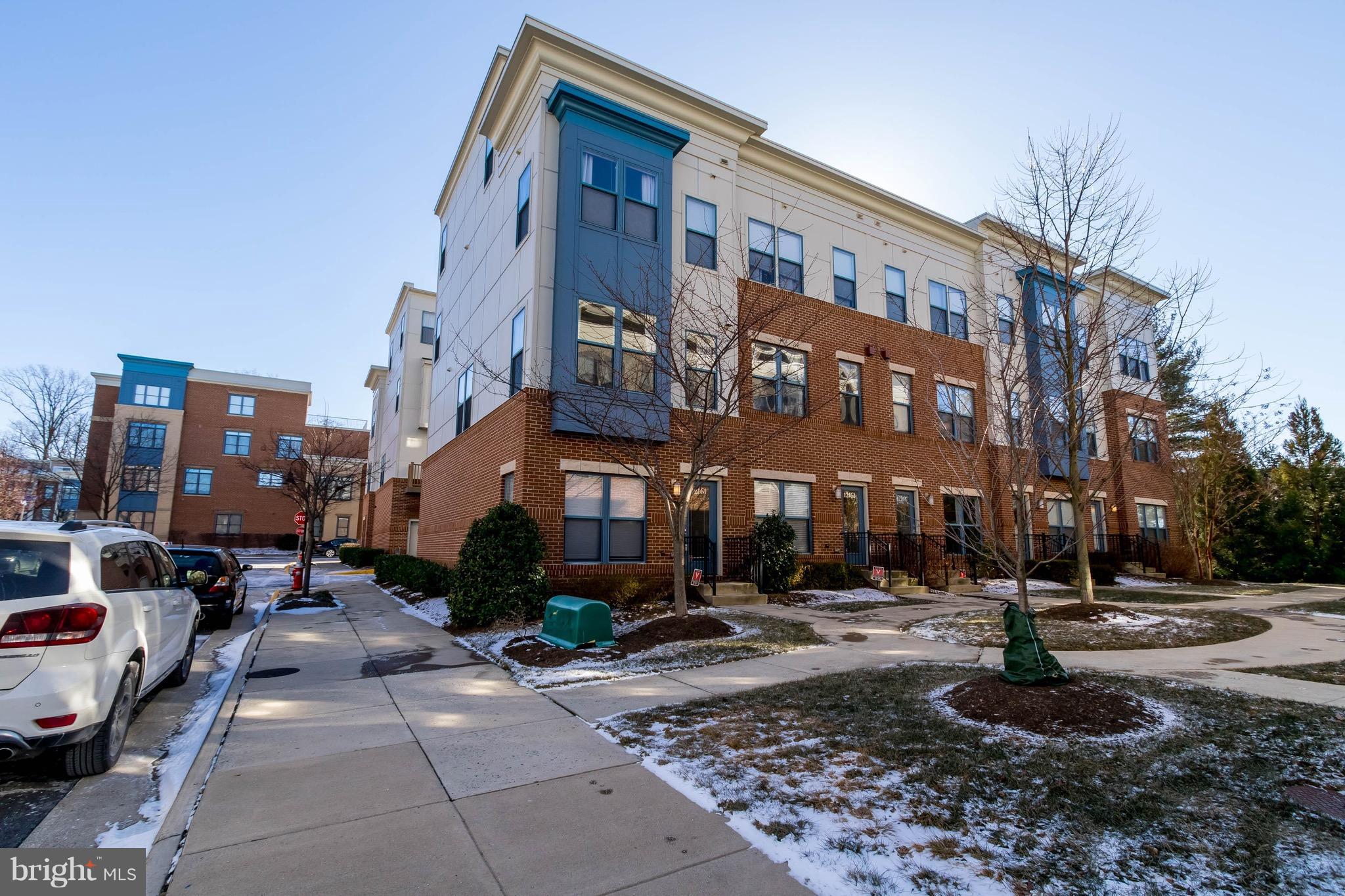 CENTERPOINTE - Residential