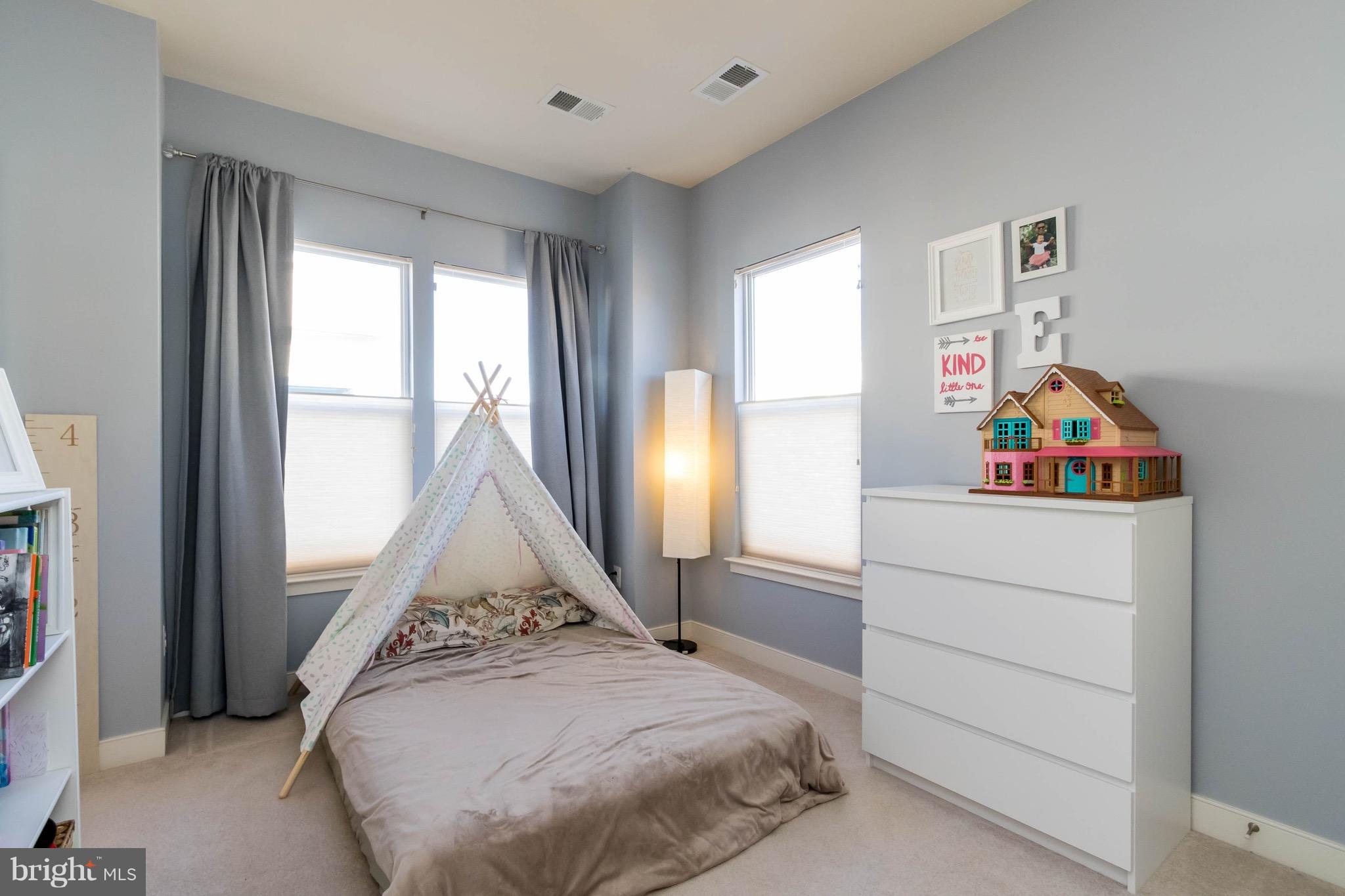 CENTERPOINTE - Residential