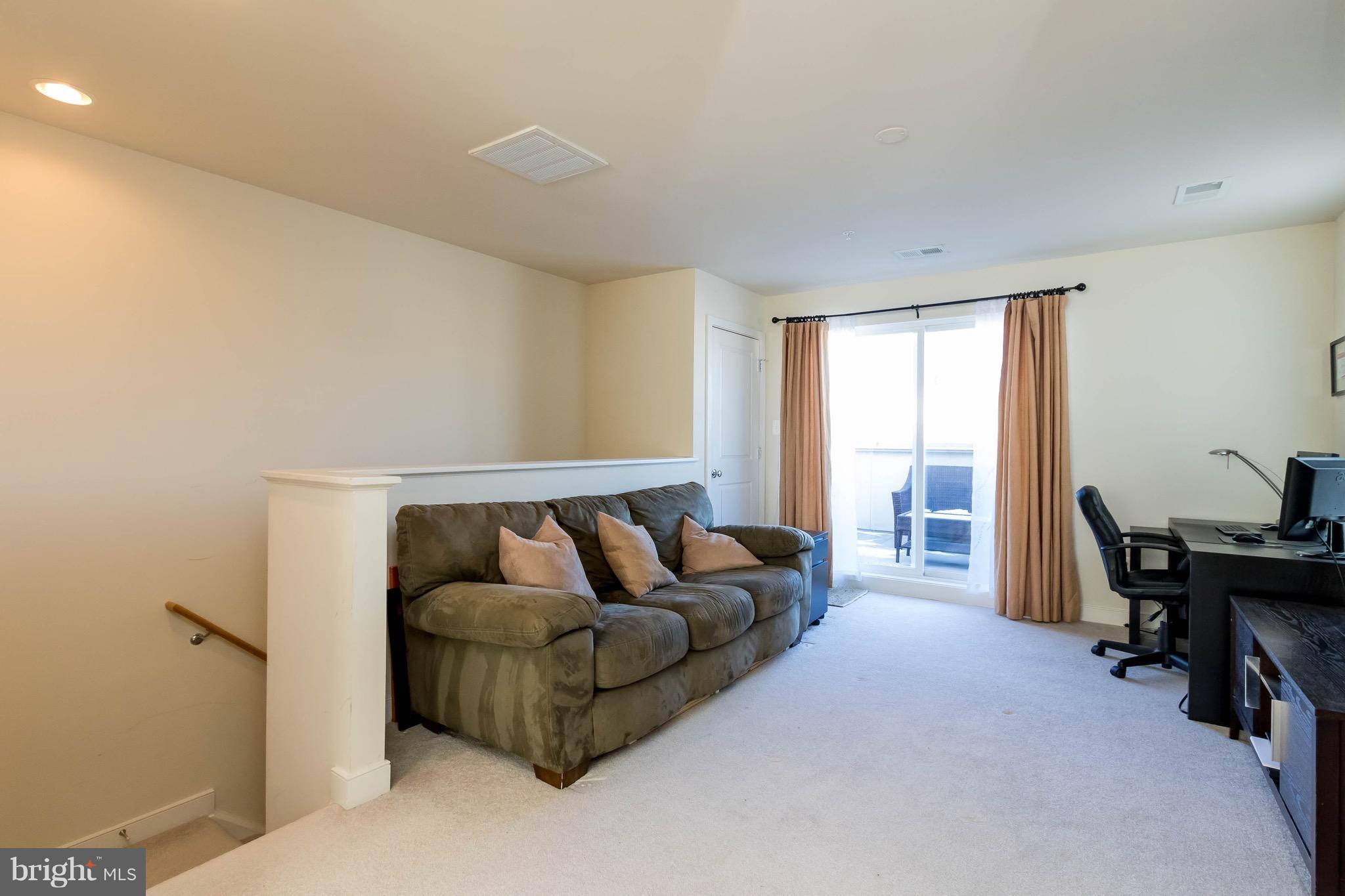 CENTERPOINTE - Residential