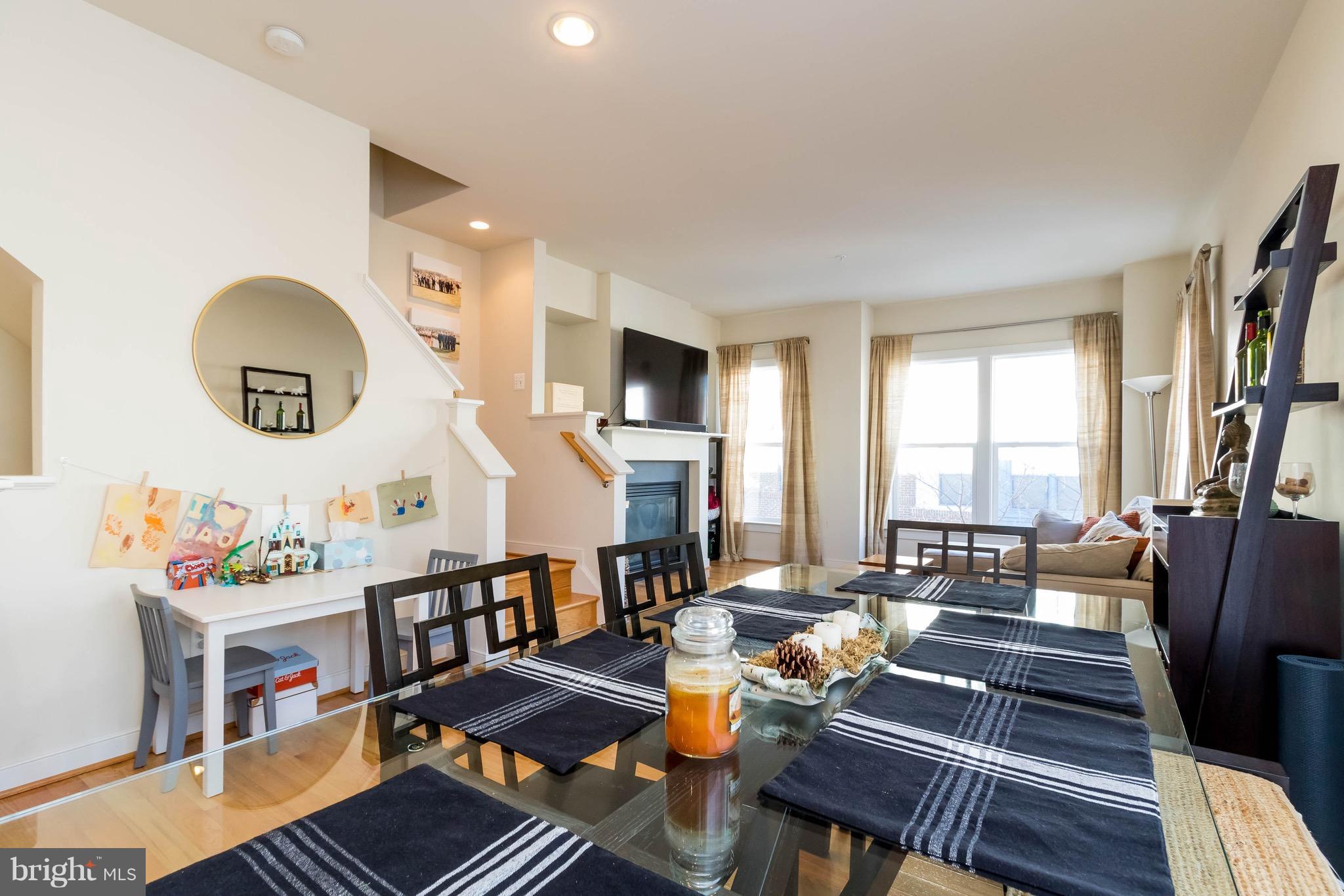 CENTERPOINTE - Residential