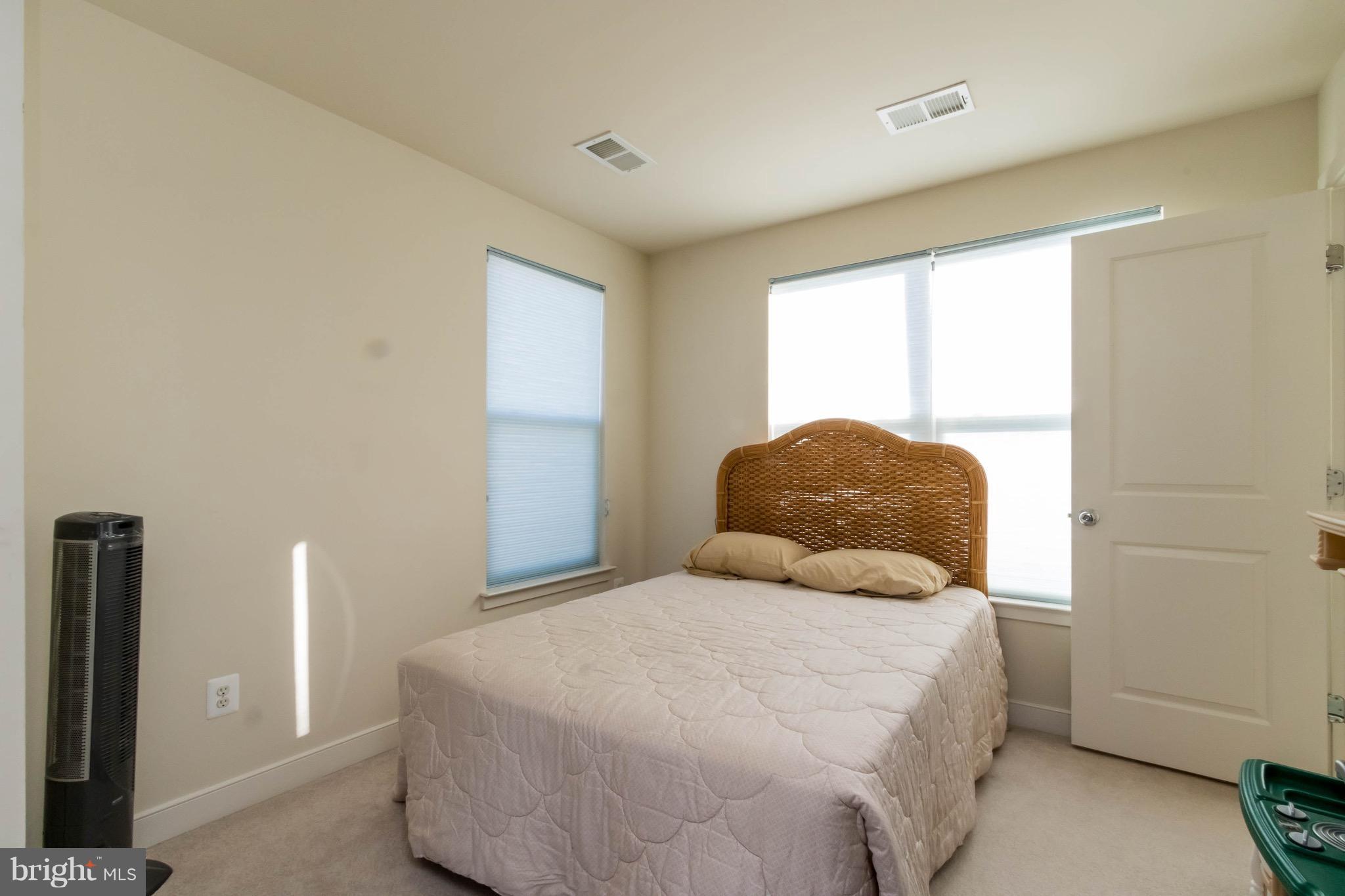 CENTERPOINTE - Residential