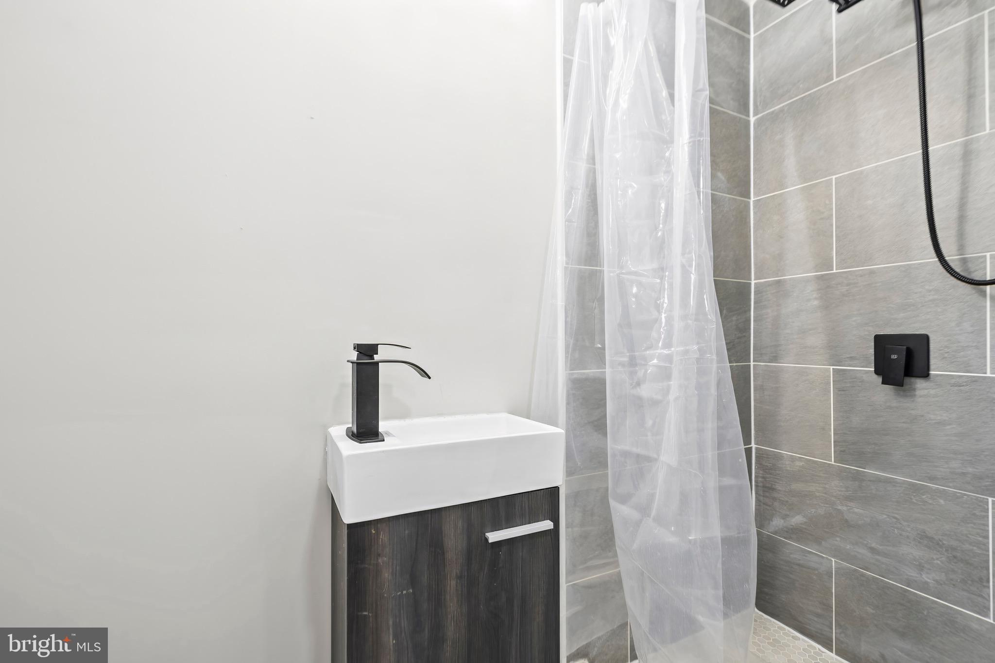 WILSON PARK - Residential Lease