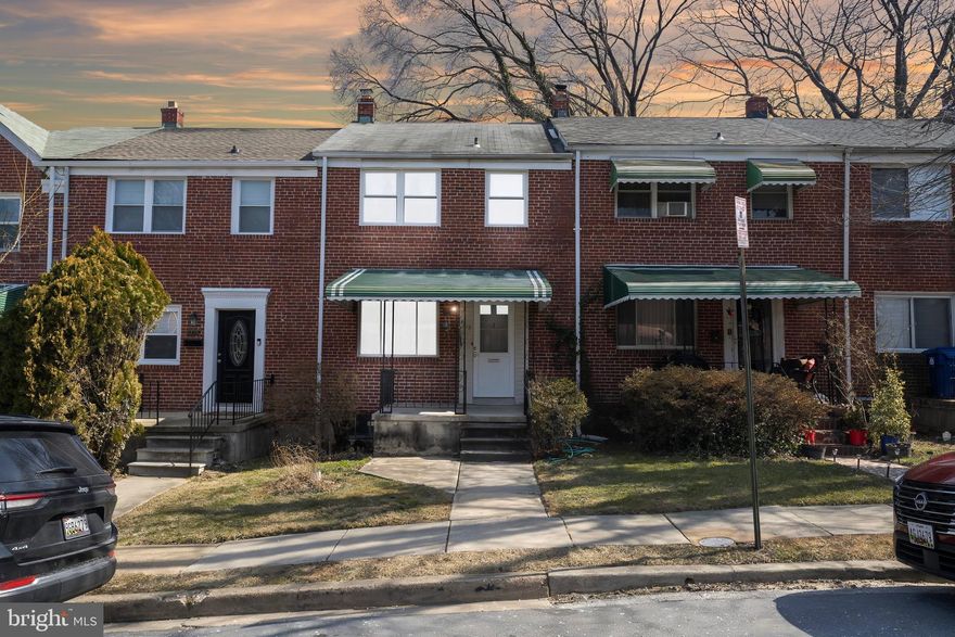 Welcome to this three bedroom, 2 bathroom beautifully updated interior row home in the heart of Baltimore City, where modern upgrades meet timeless charm. Freshly painted walls create a bright and inviting atmosphere, complementing the stunning original hardwood flooring that flows throughout the home.
The kitchen is a true showstopper, featuring granite countertops, custom cabinetry, and stainless steel appliances, making it both stylish and functional for everyday cooking and entertaining.
This home effortlessly blends its historic character with contemporary updates, highlighted by a beautifully tiled bathroom that preserves its original charm while offering modern elegance. The finished basement with backyard access is a plus! Located in a vibrant Baltimore neighborhood, you’ll enjoy easy access to local dining, shopping, and entertainment. Don’t miss the opportunity to rent this charmer—schedule your showing today!