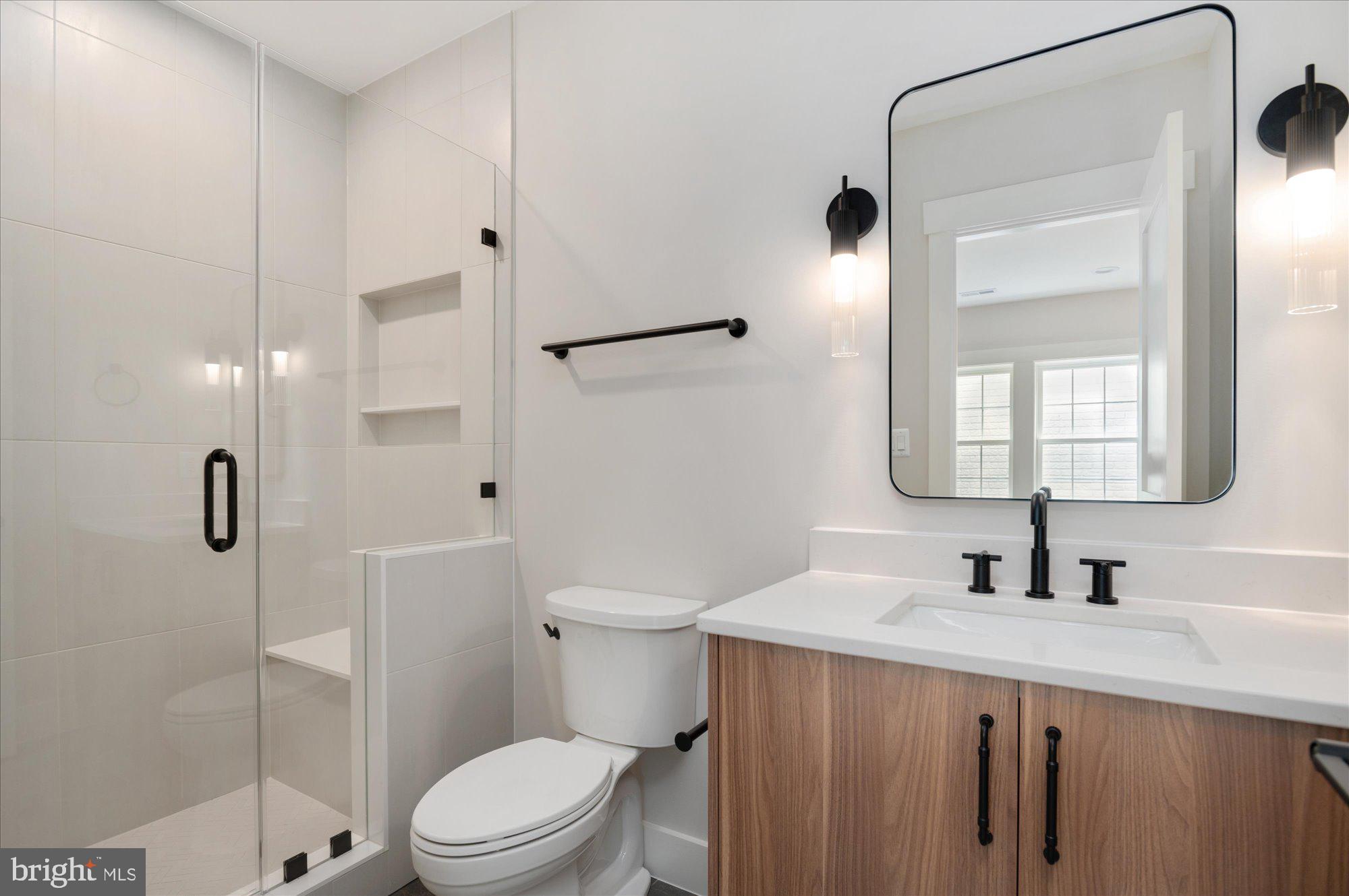 WILLIAMSBURG VILLAGE - Residential