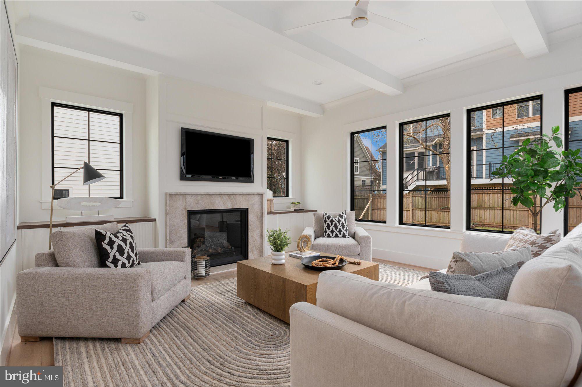 WILLIAMSBURG VILLAGE - Residential