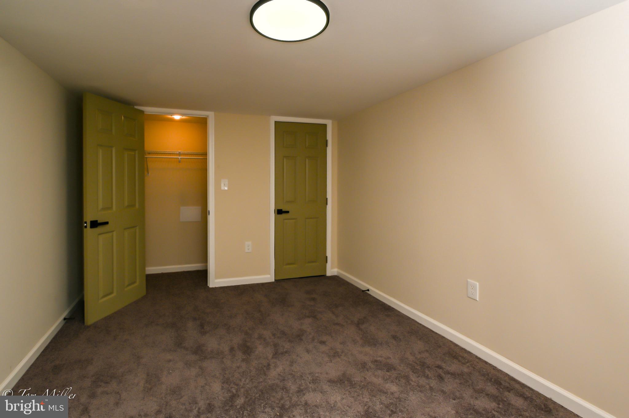 BROADWAY EAST - Residential