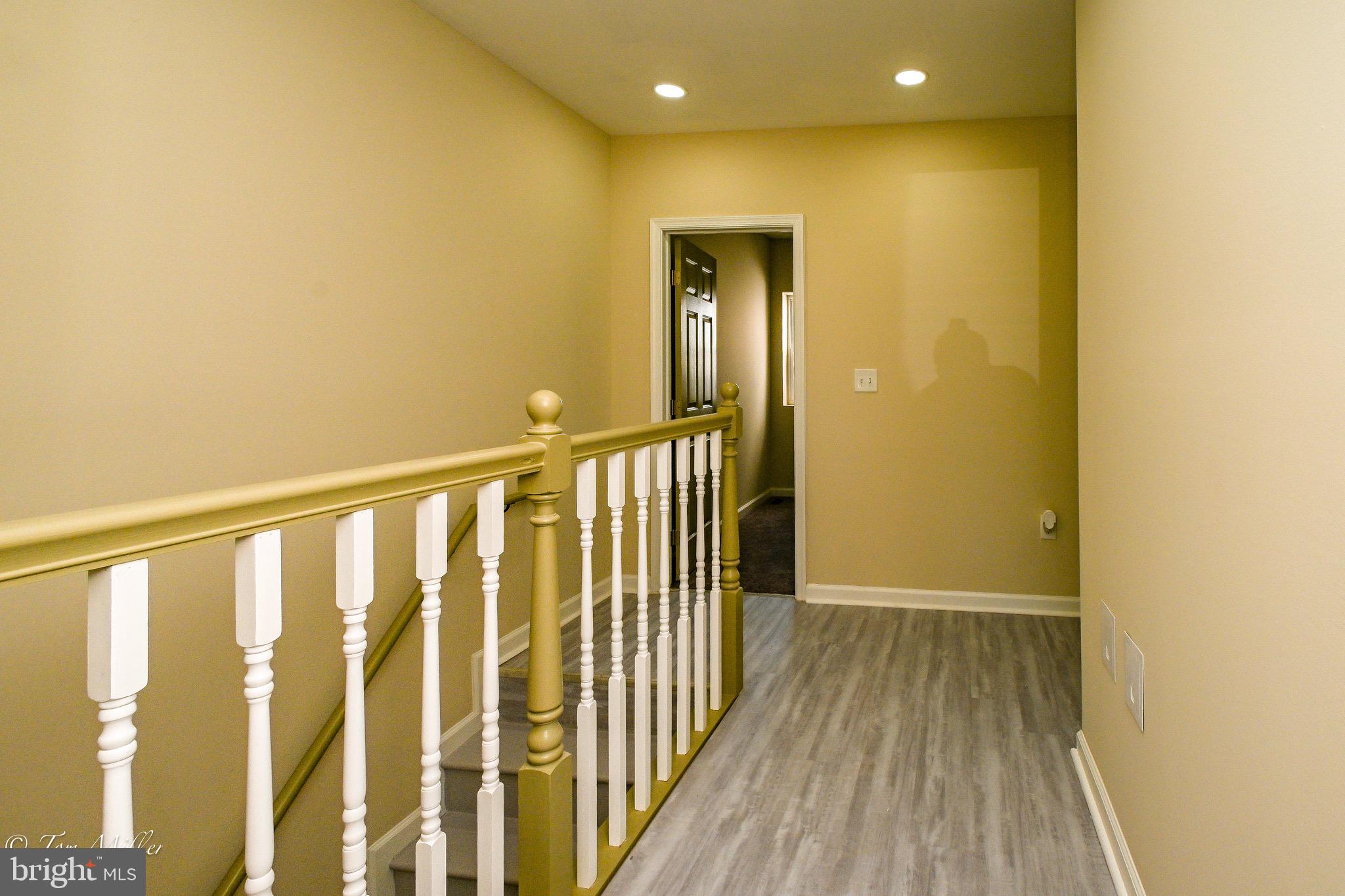 BROADWAY EAST - Residential