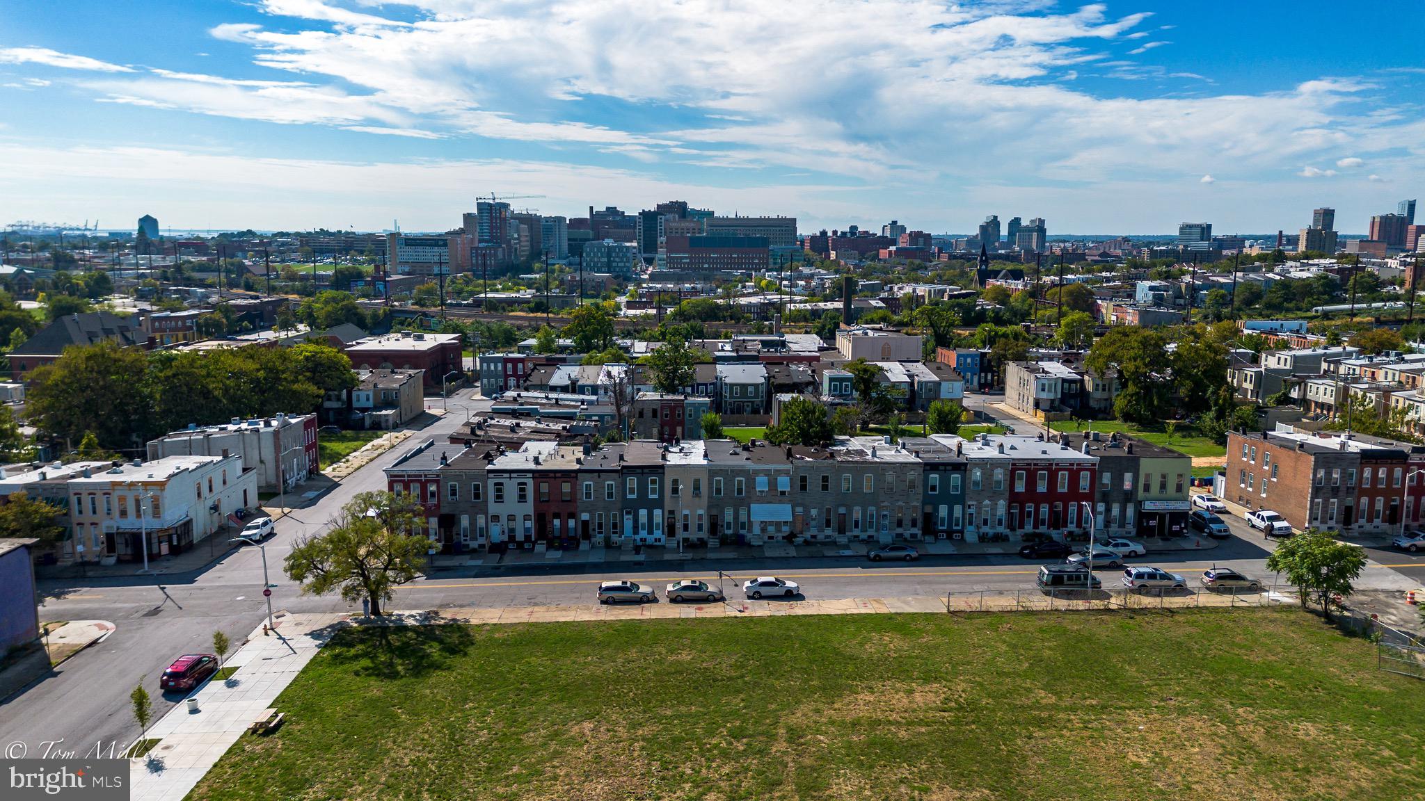 BROADWAY EAST - Residential