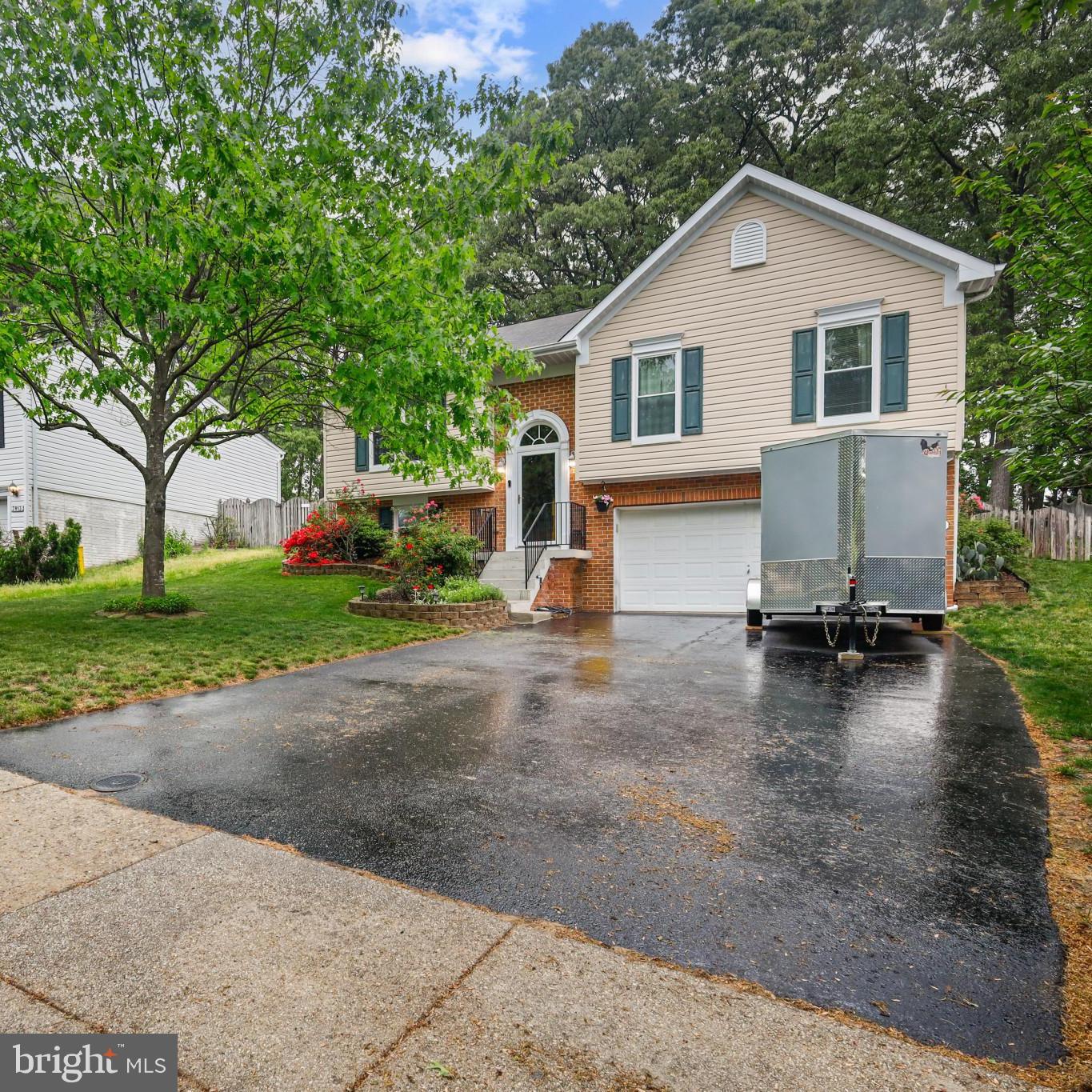 7815 SHALLOWBROOK COURT