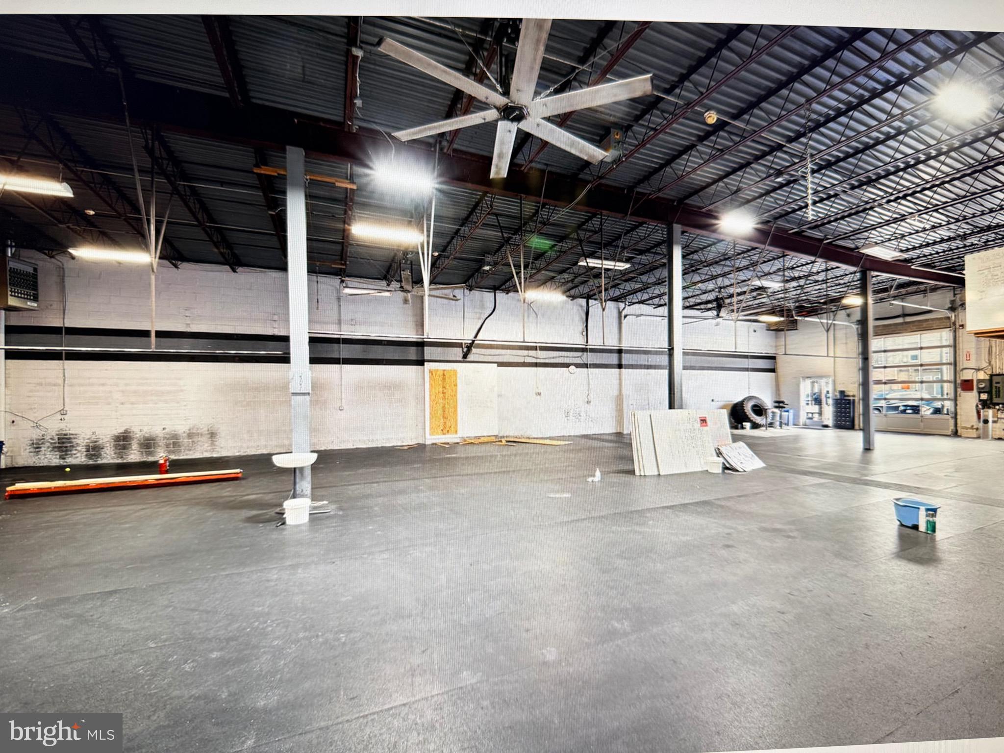 BELLA VISTA - Commercial Sale