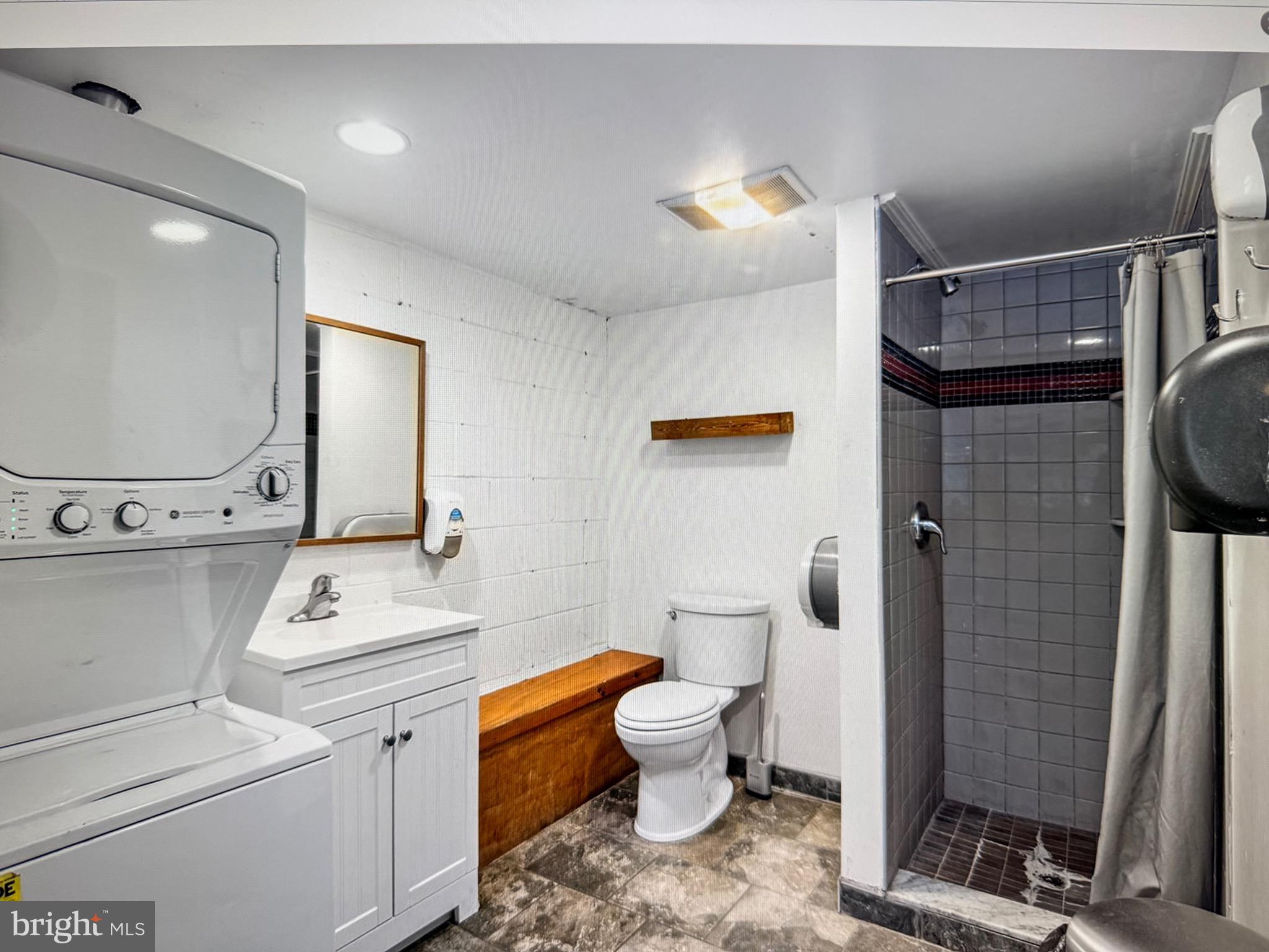 BELLA VISTA - Commercial Sale