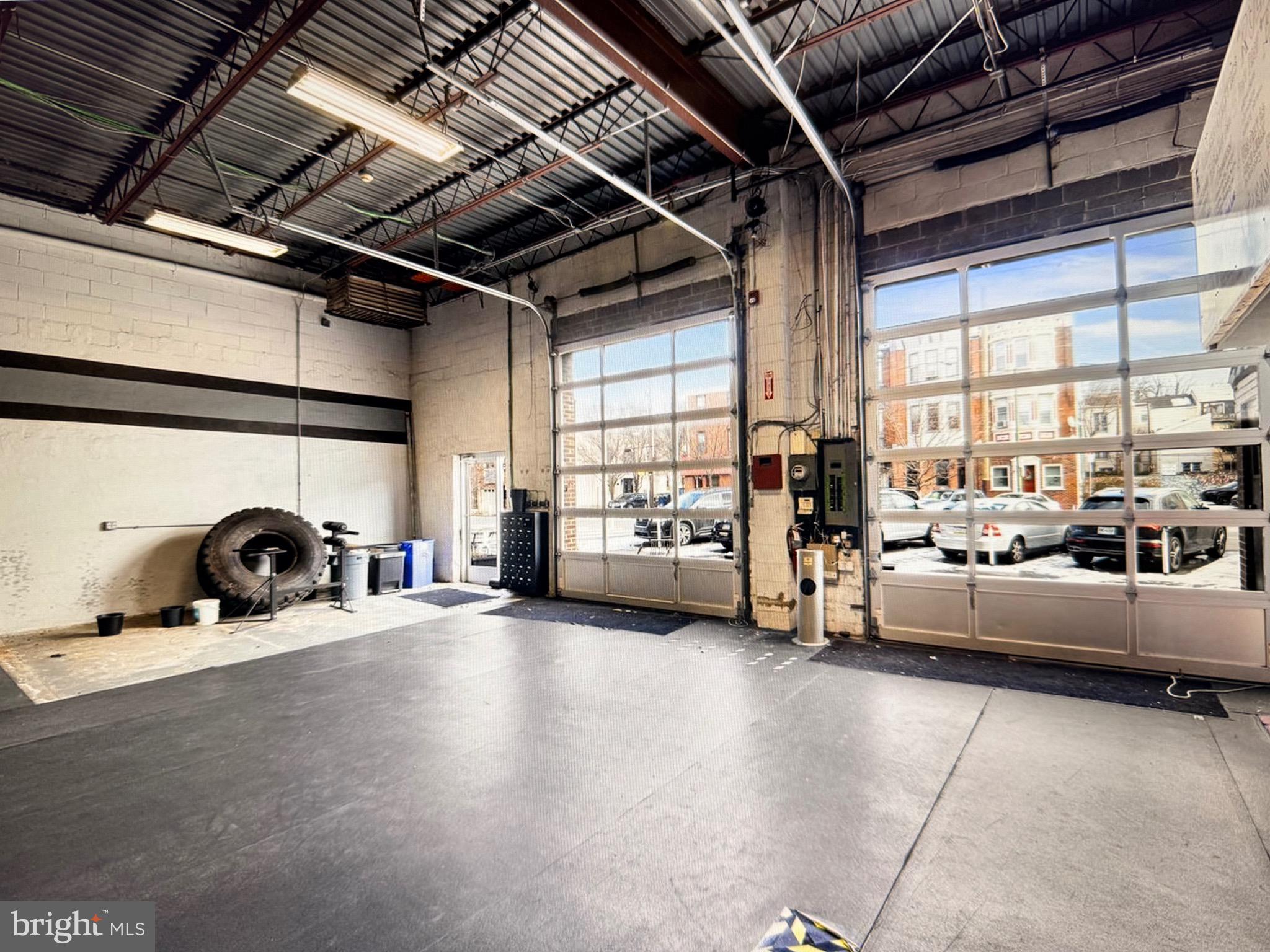 BELLA VISTA - Commercial Sale