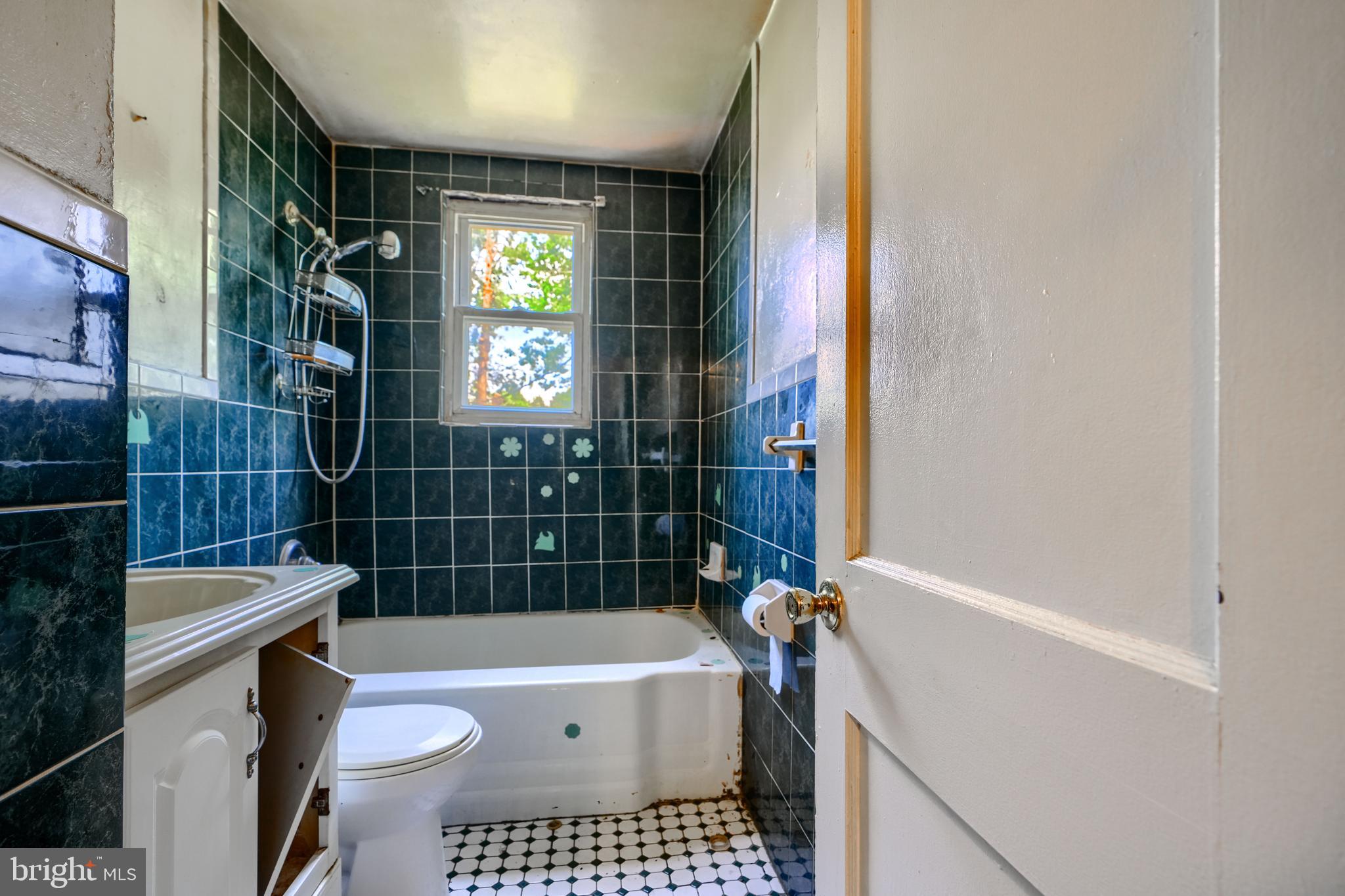 CHERRY HILL - Residential