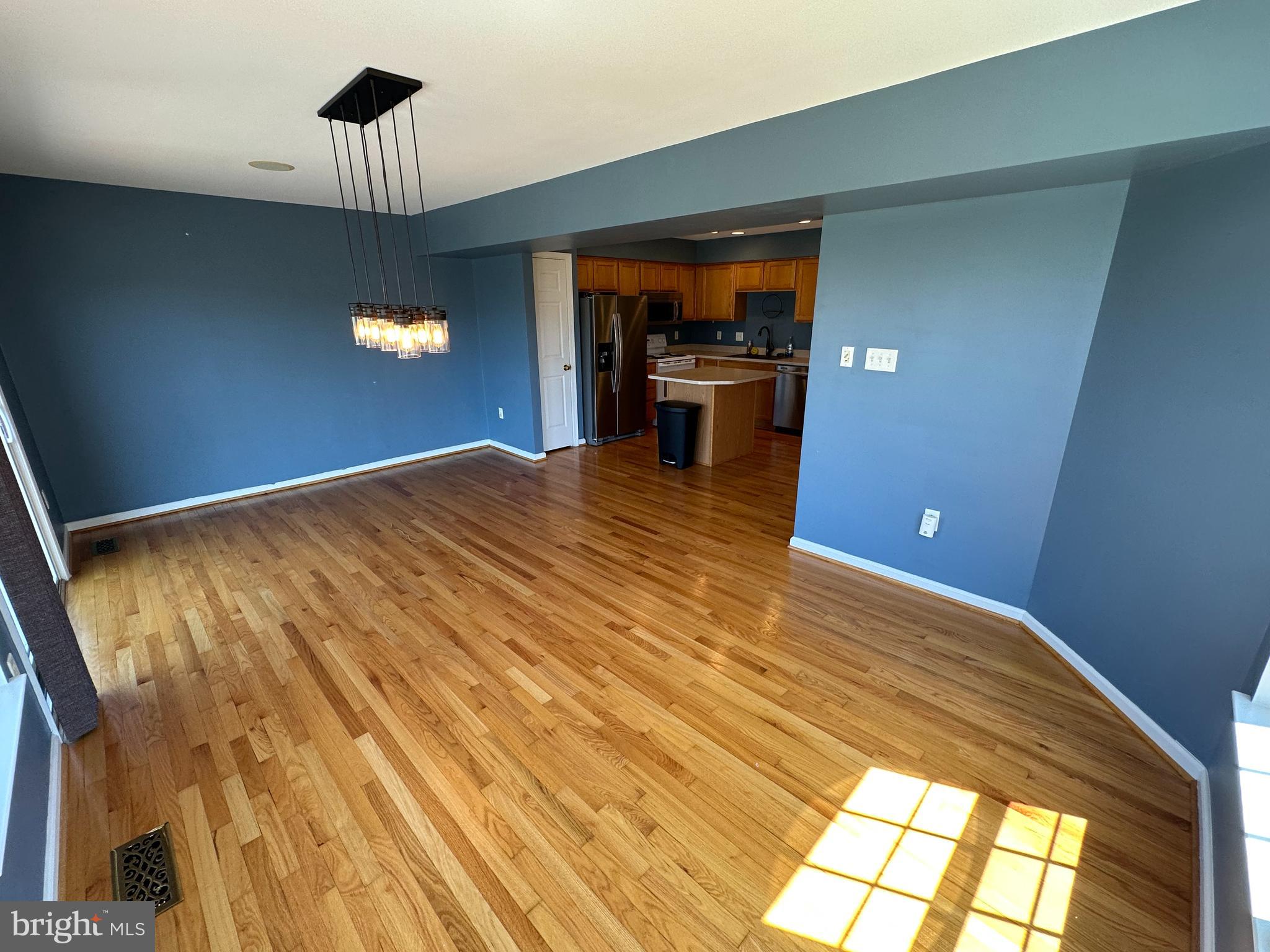 COVENTRY GLEN - Residential