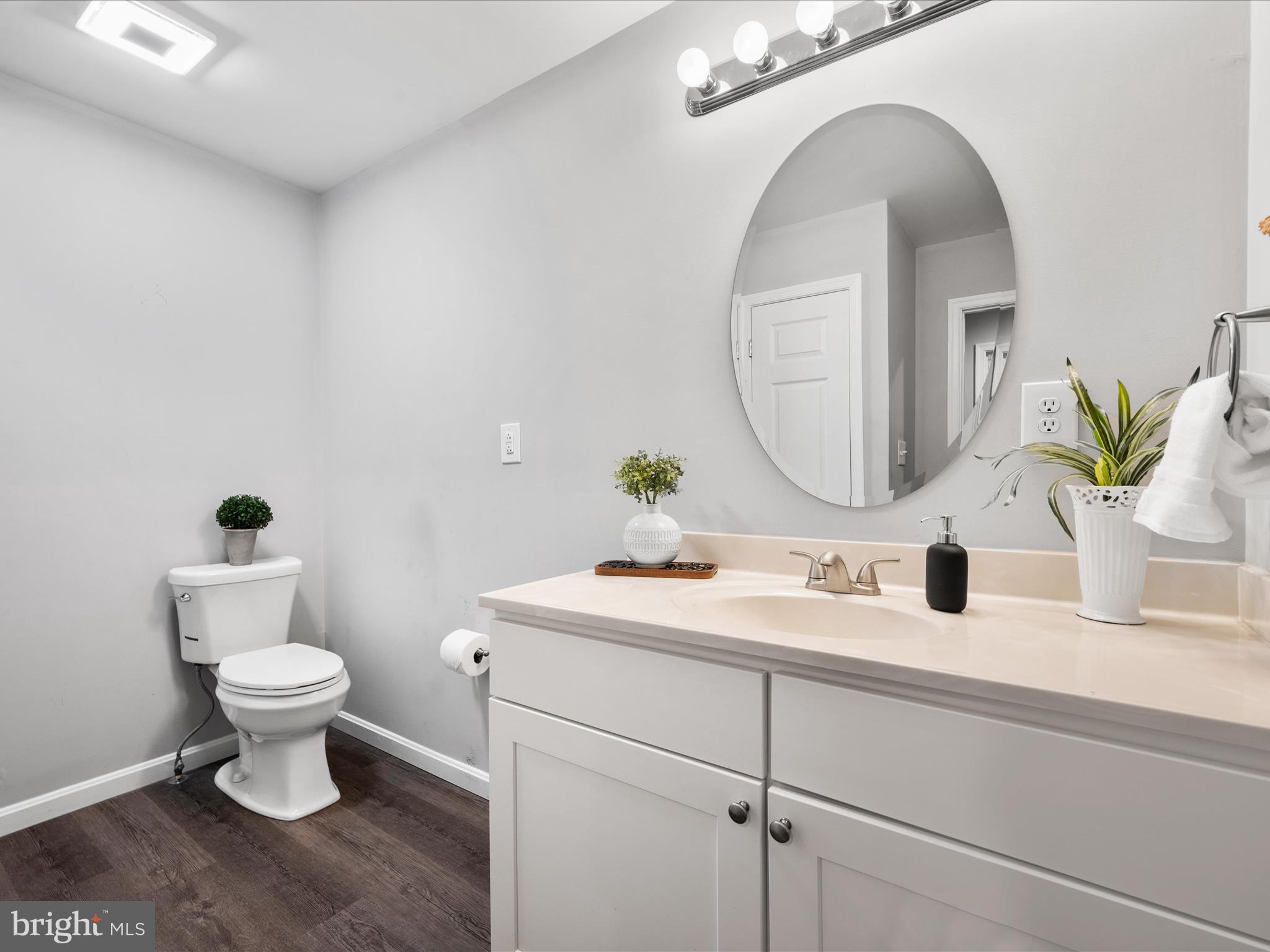 MOHR'S LANDING - Residential