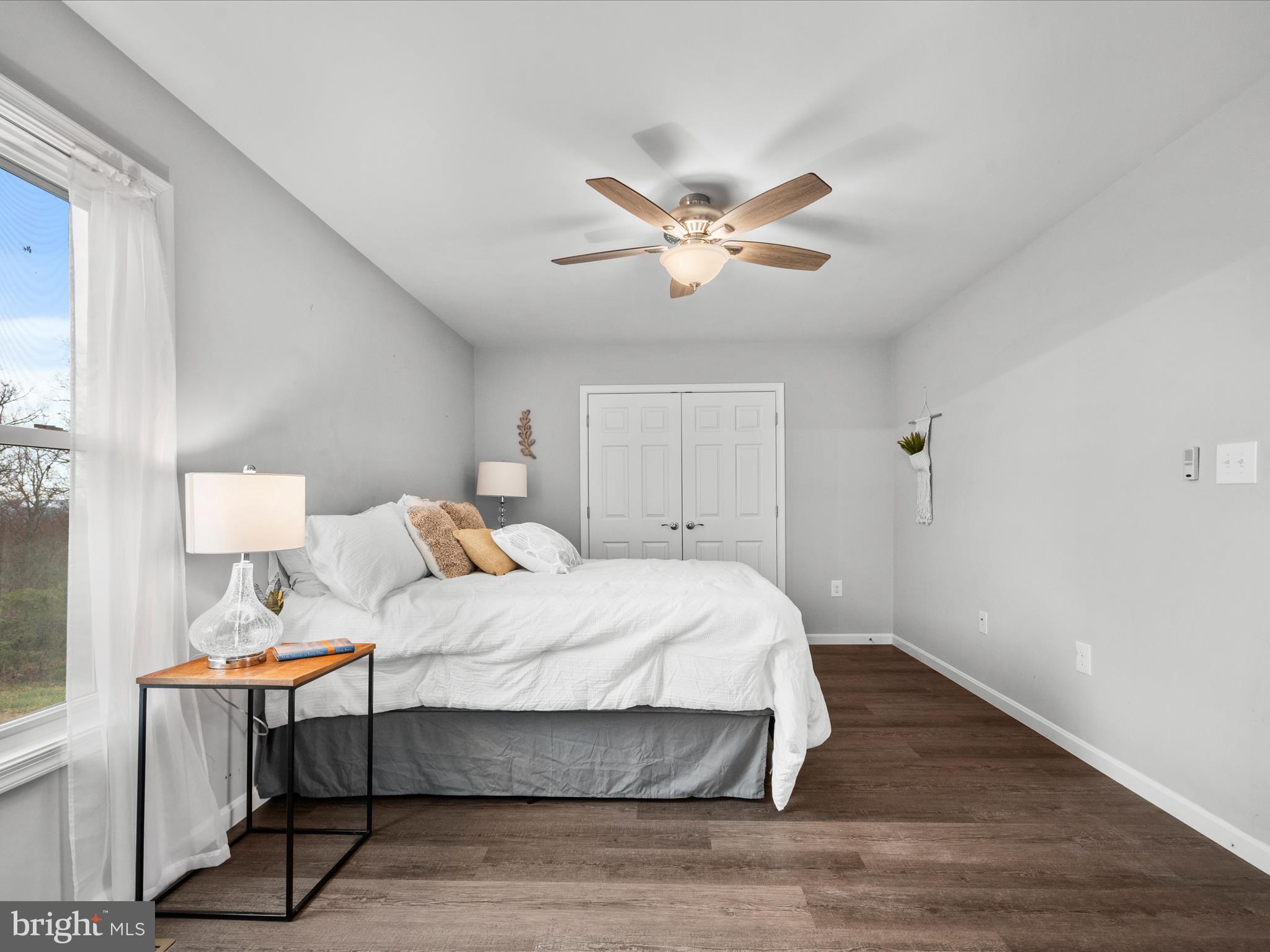 MOHR'S LANDING - Residential