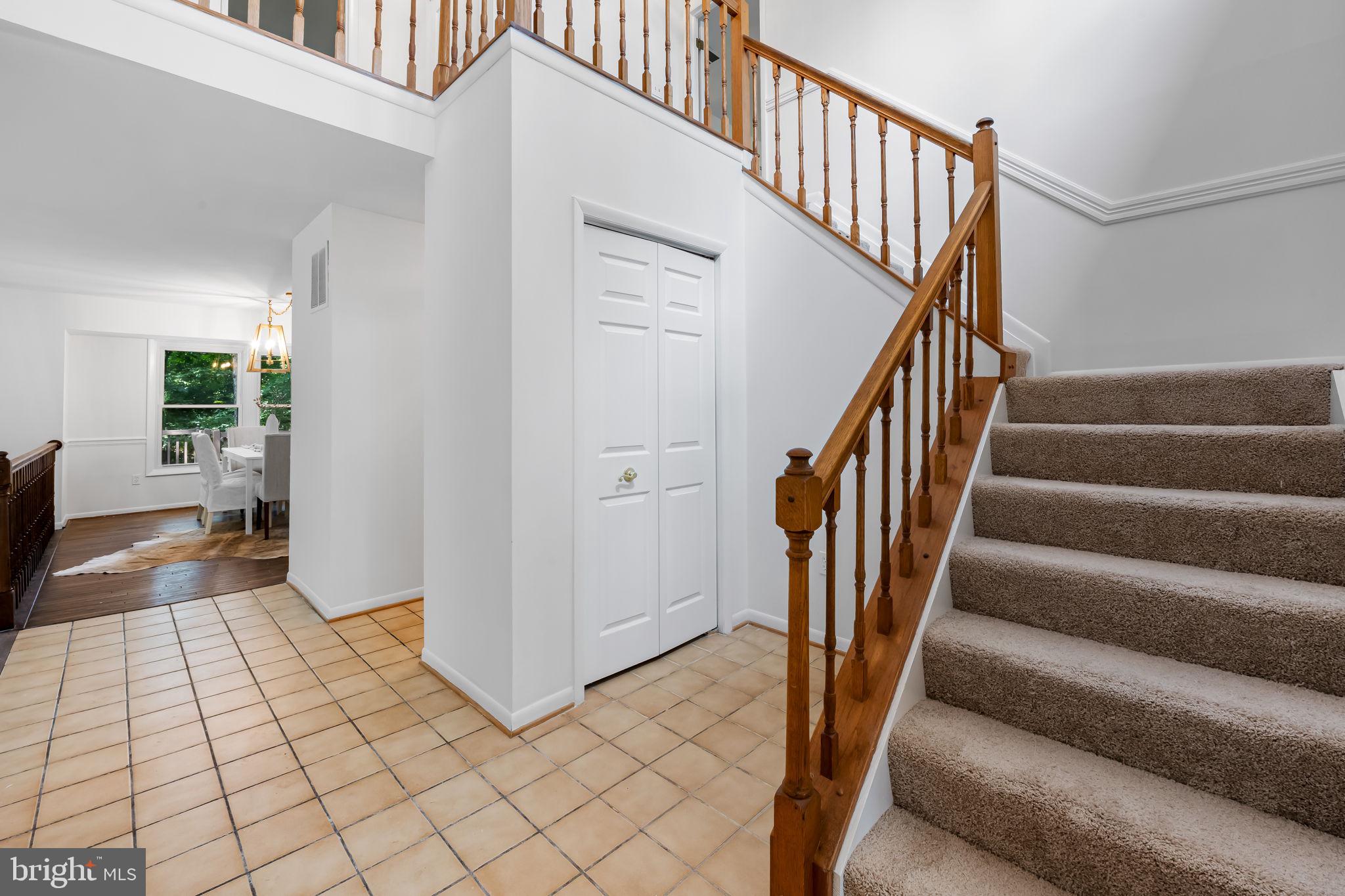 5108 BONNIE BRAE COURT