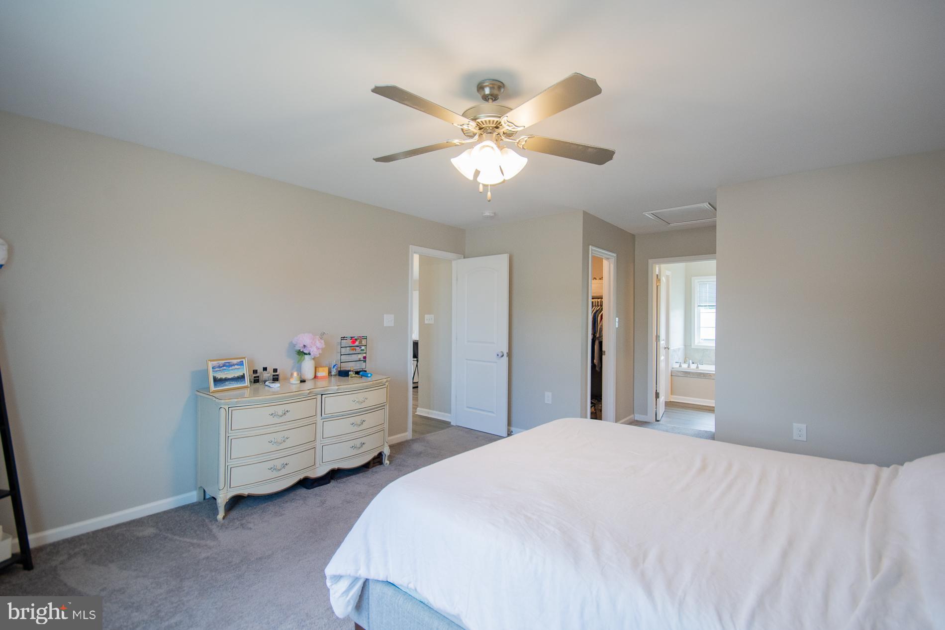 RED HILL - Residential