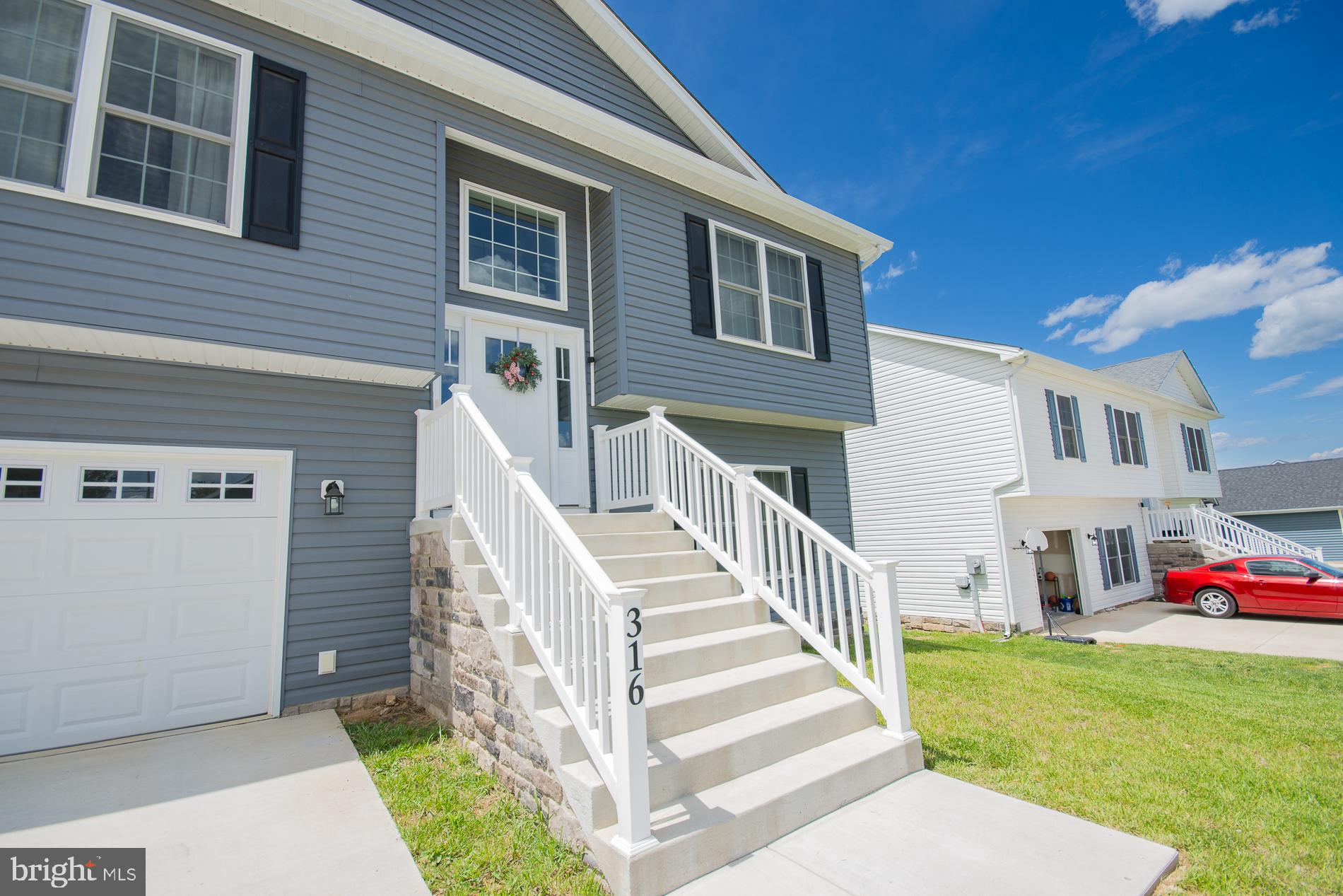 RED HILL - Residential