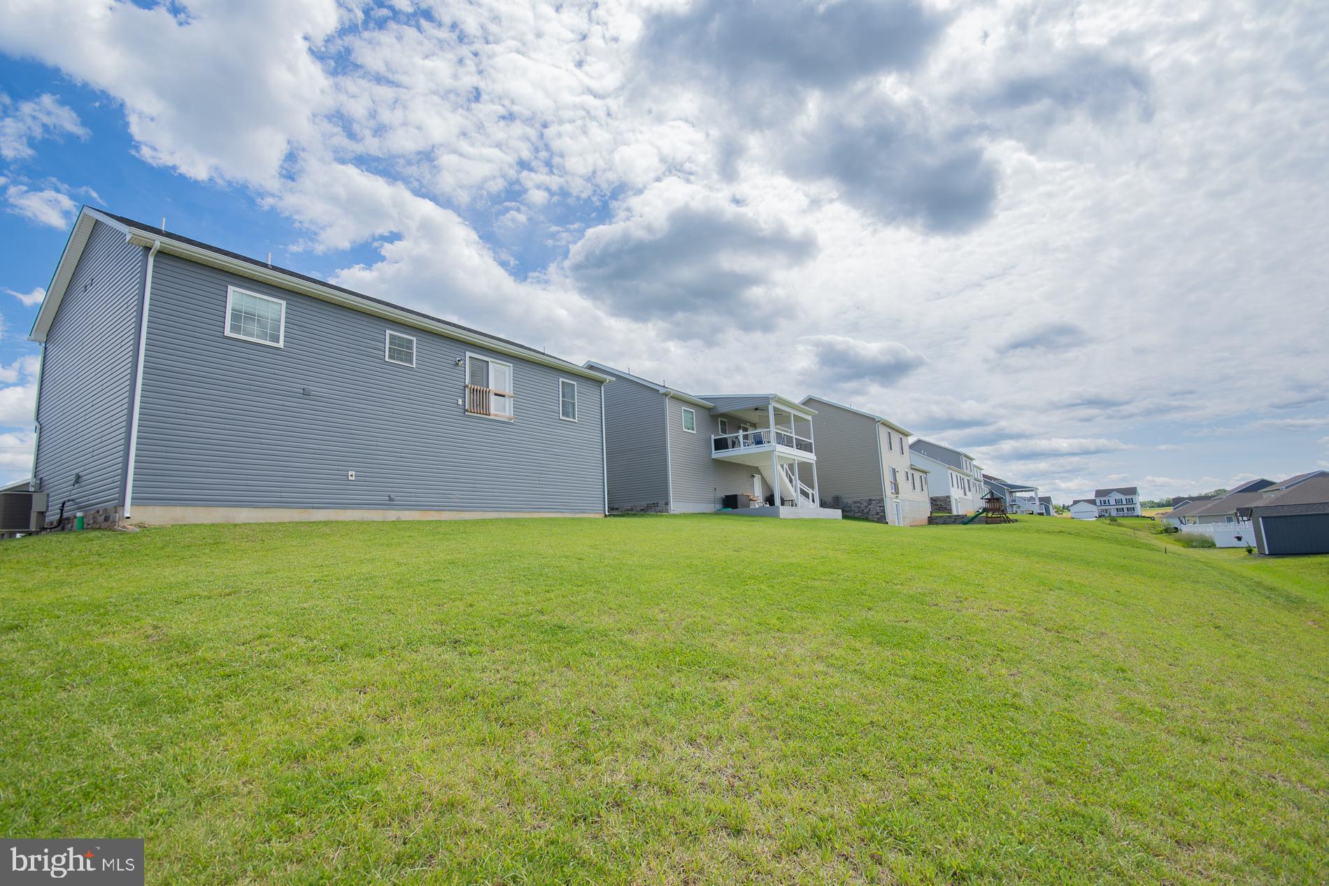 RED HILL - Residential