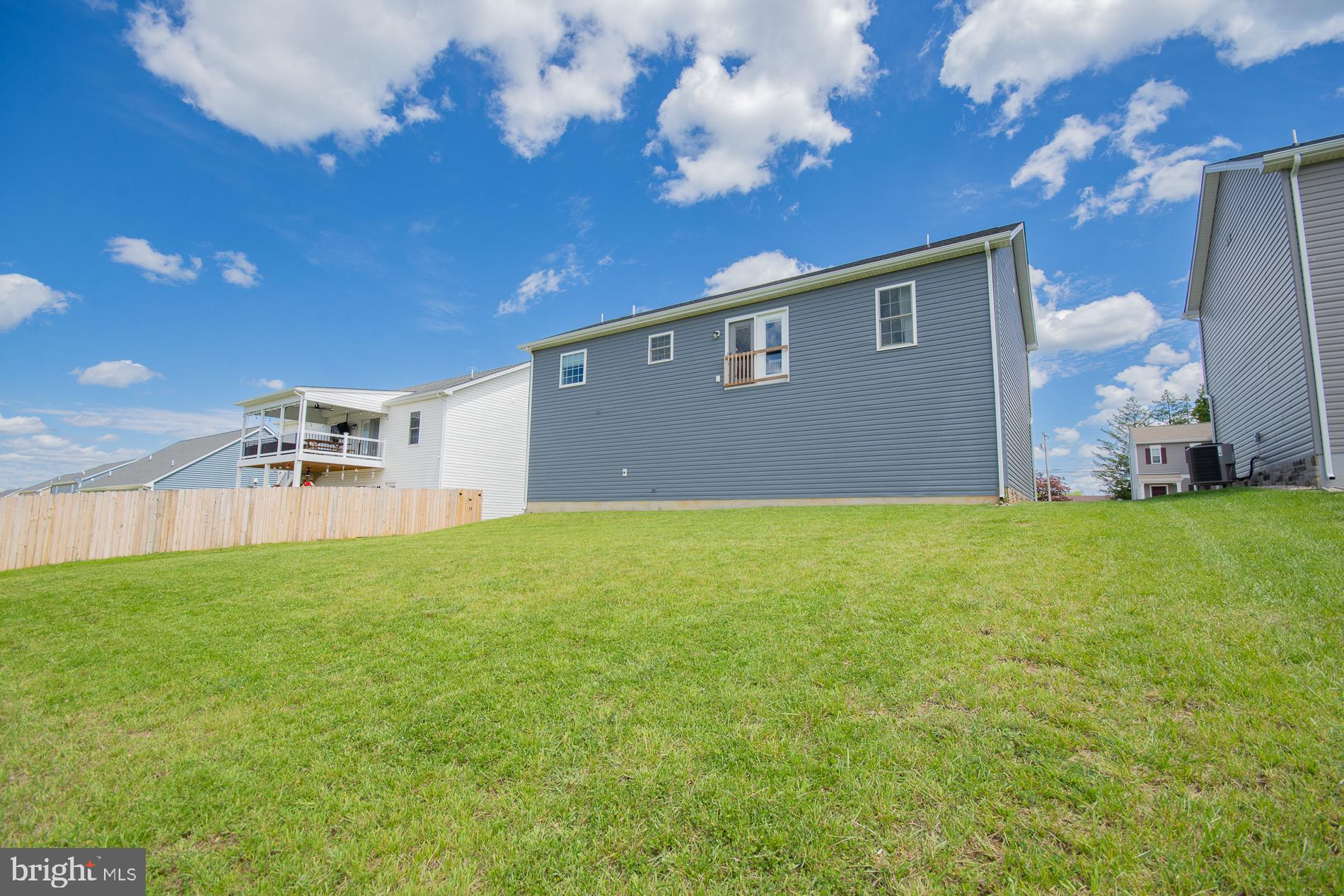 RED HILL - Residential