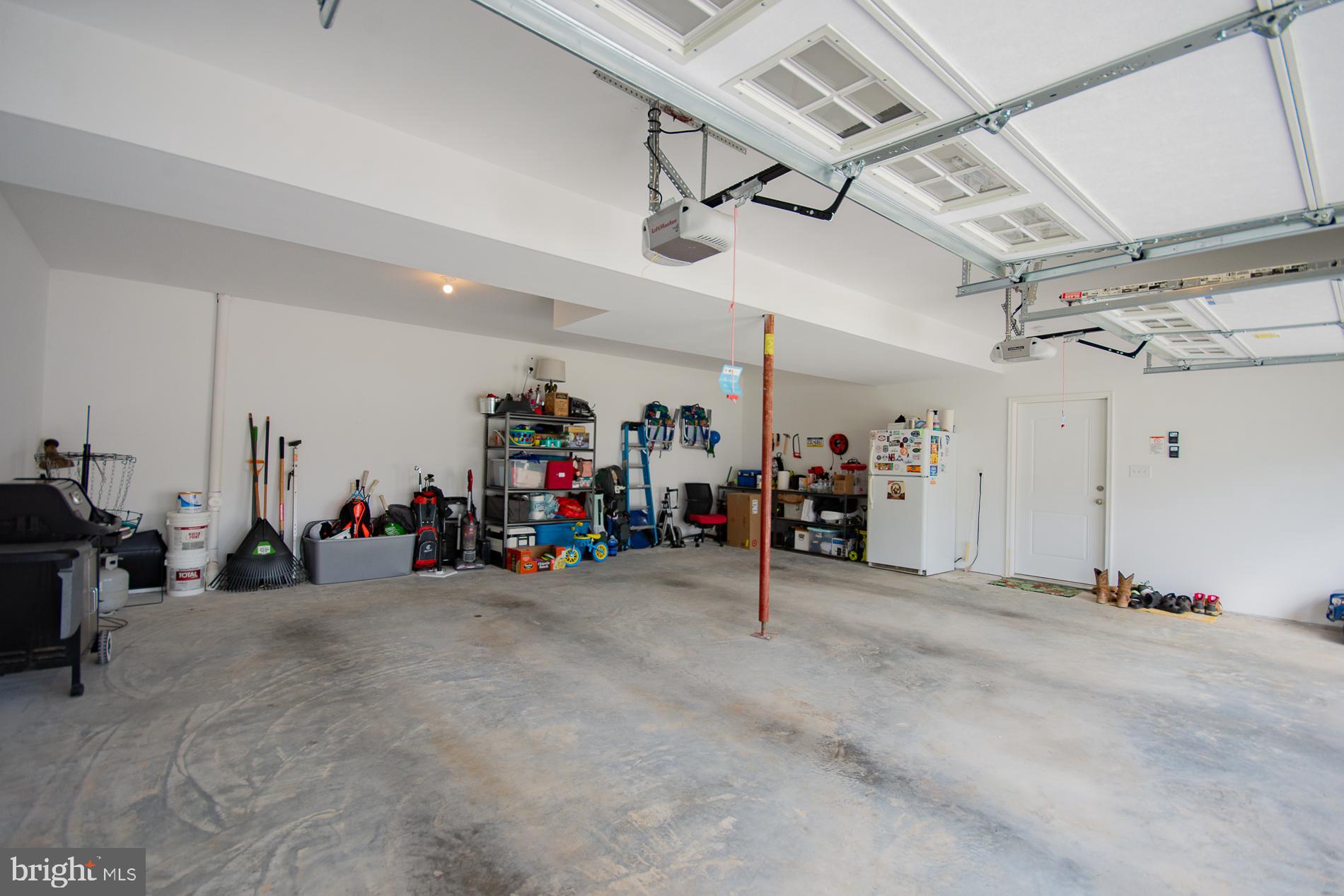 RED HILL - Residential