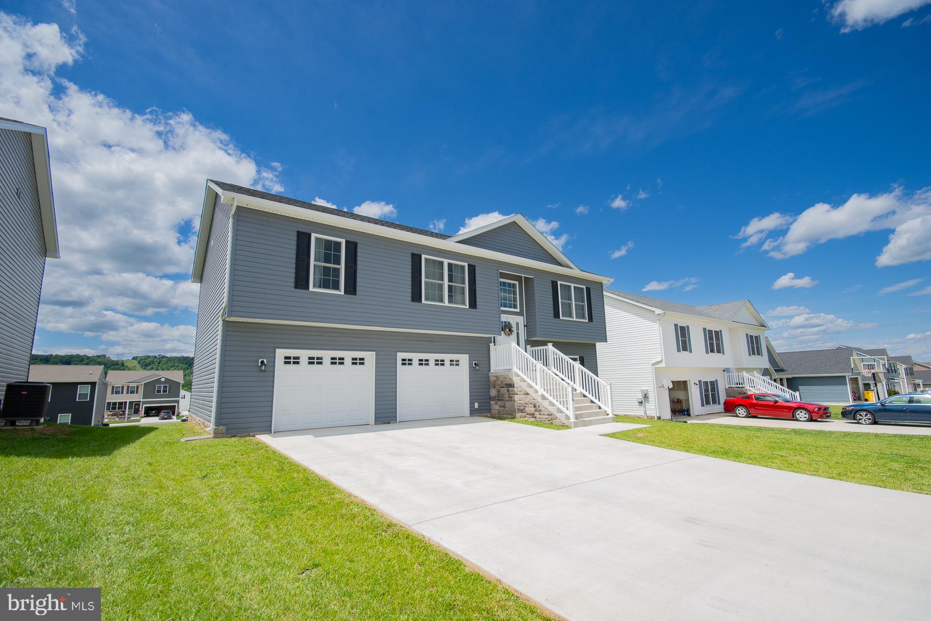 RED HILL - Residential