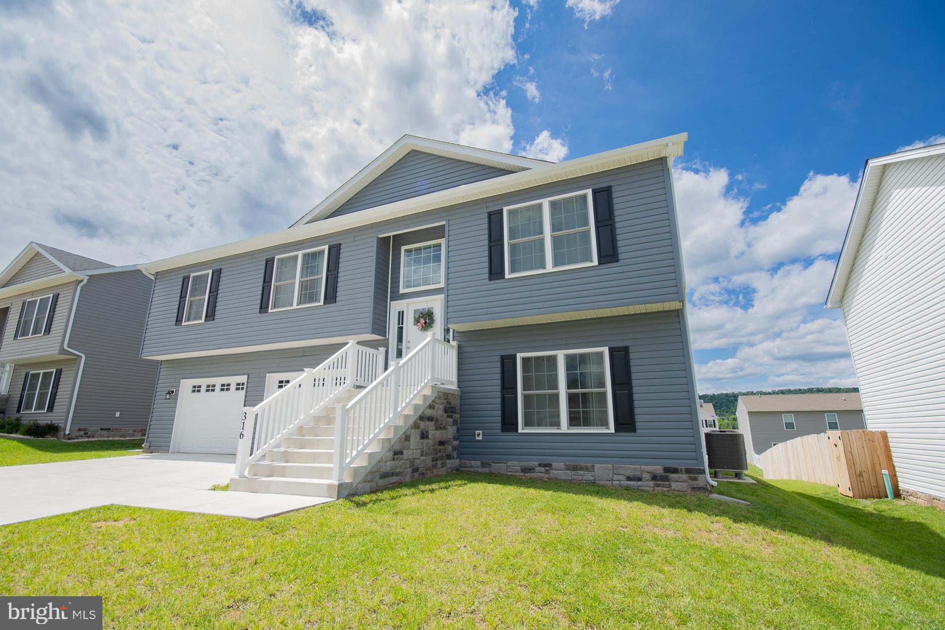 RED HILL - Residential